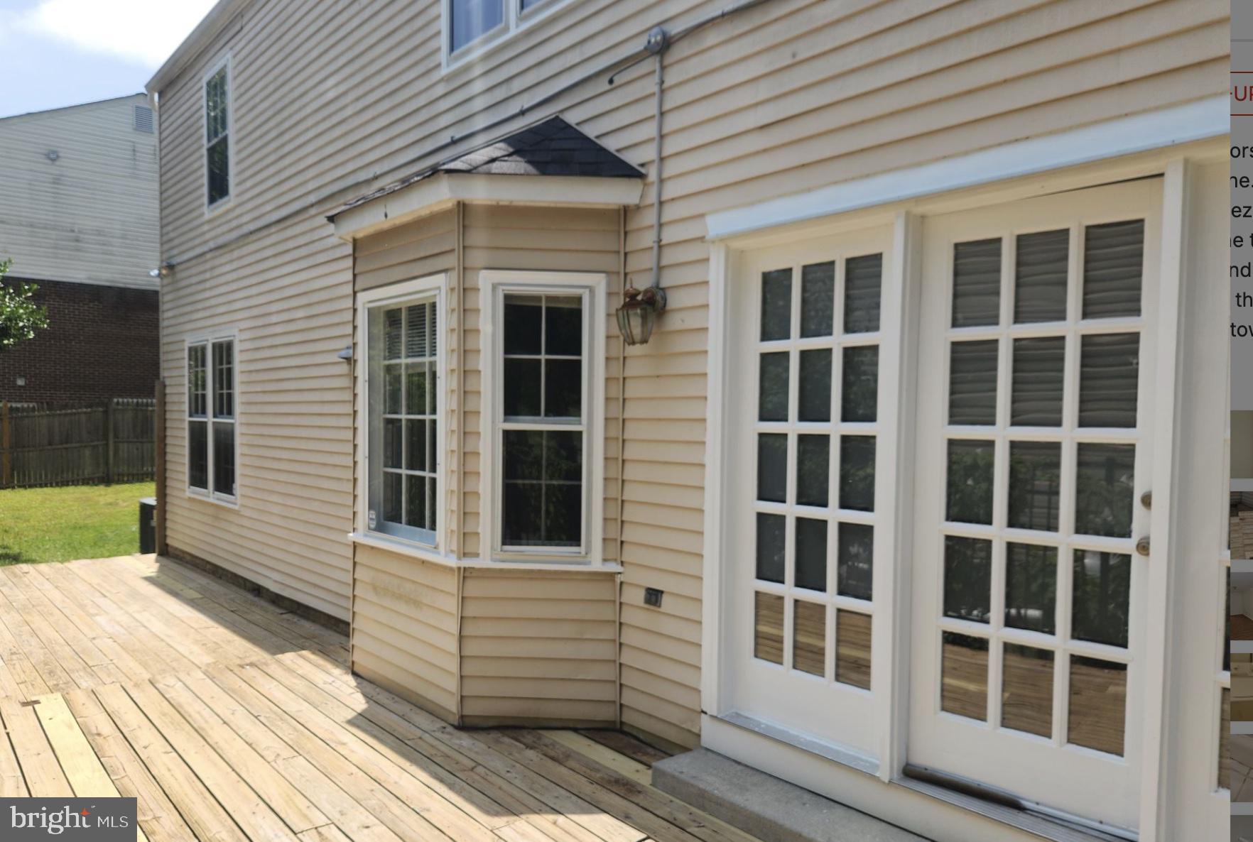 POTOMAC OUTSIDE - Residential Lease