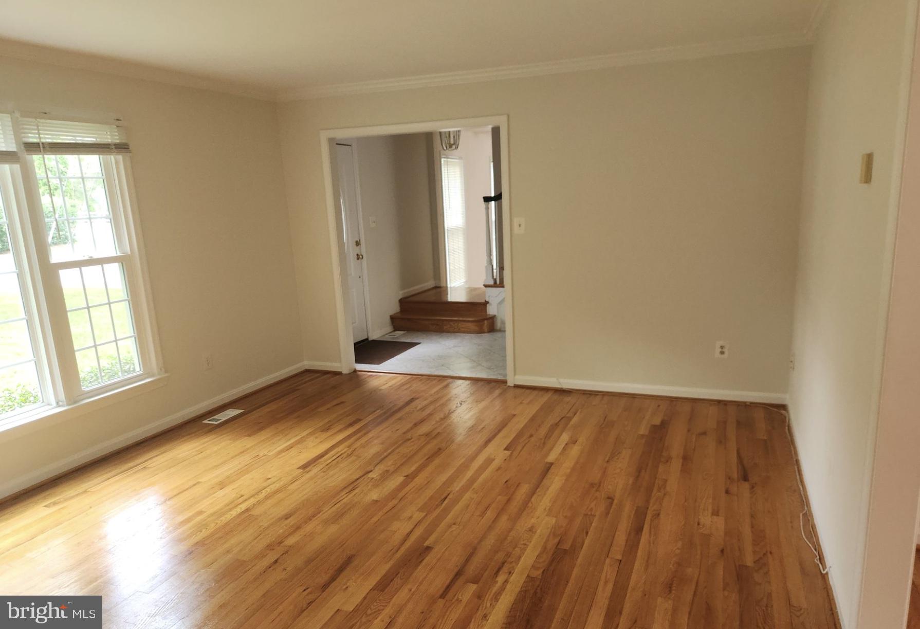 POTOMAC OUTSIDE - Residential Lease