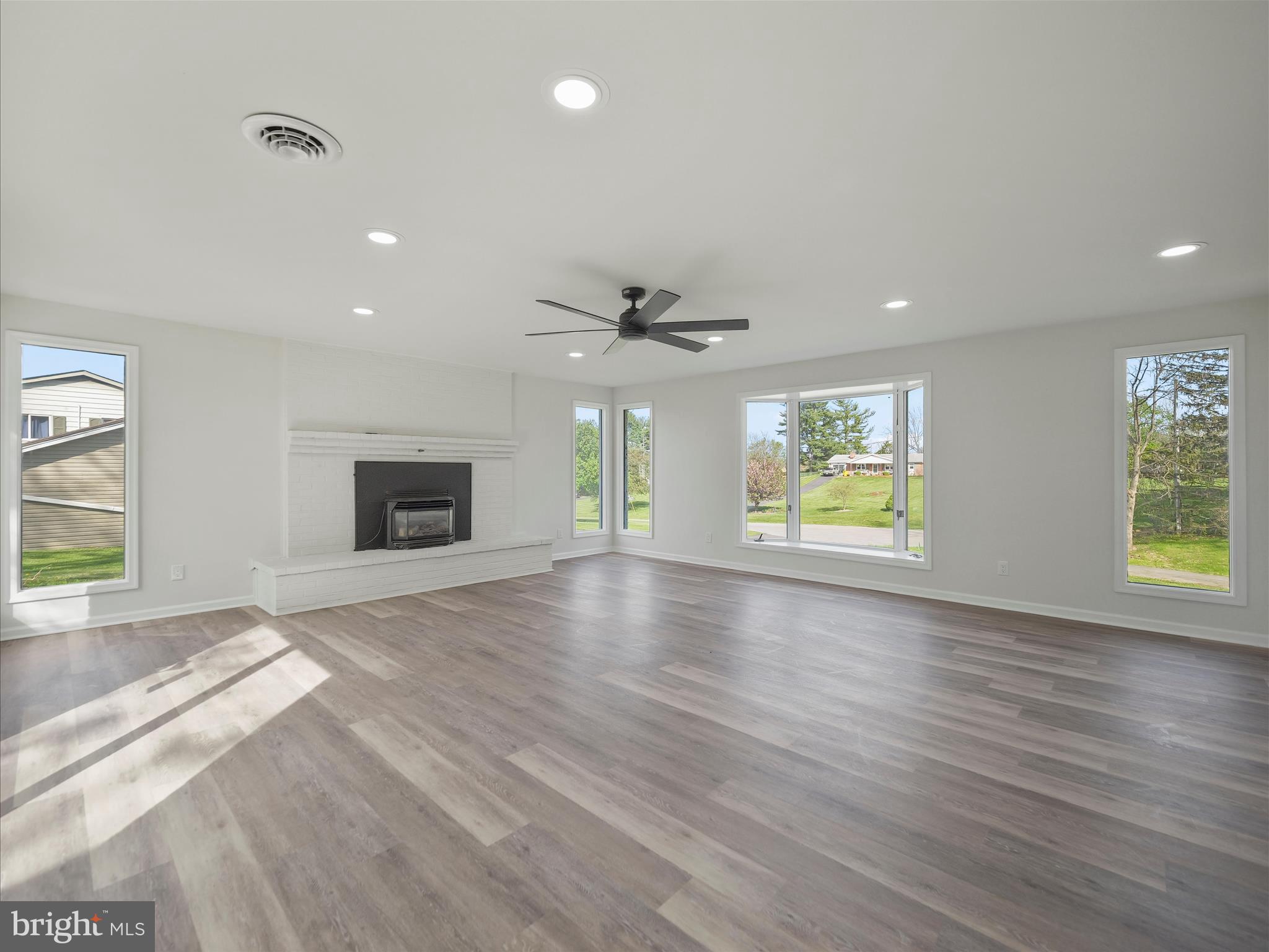 TUSCAWILLA HILLS - Residential