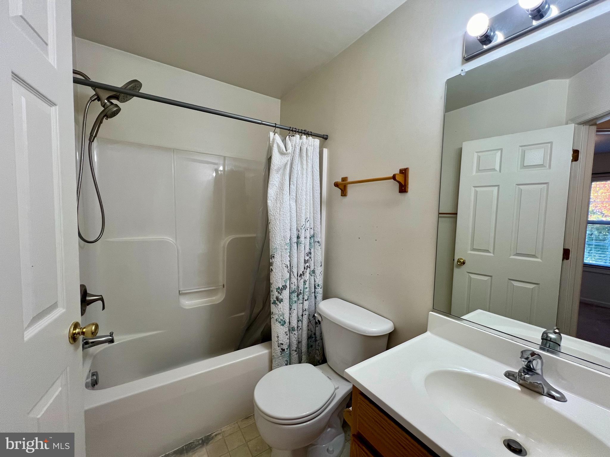 BRIAN RUN - Residential Lease