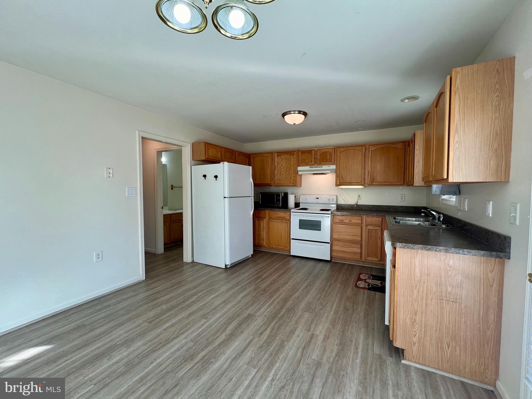 BRIAN RUN - Residential Lease