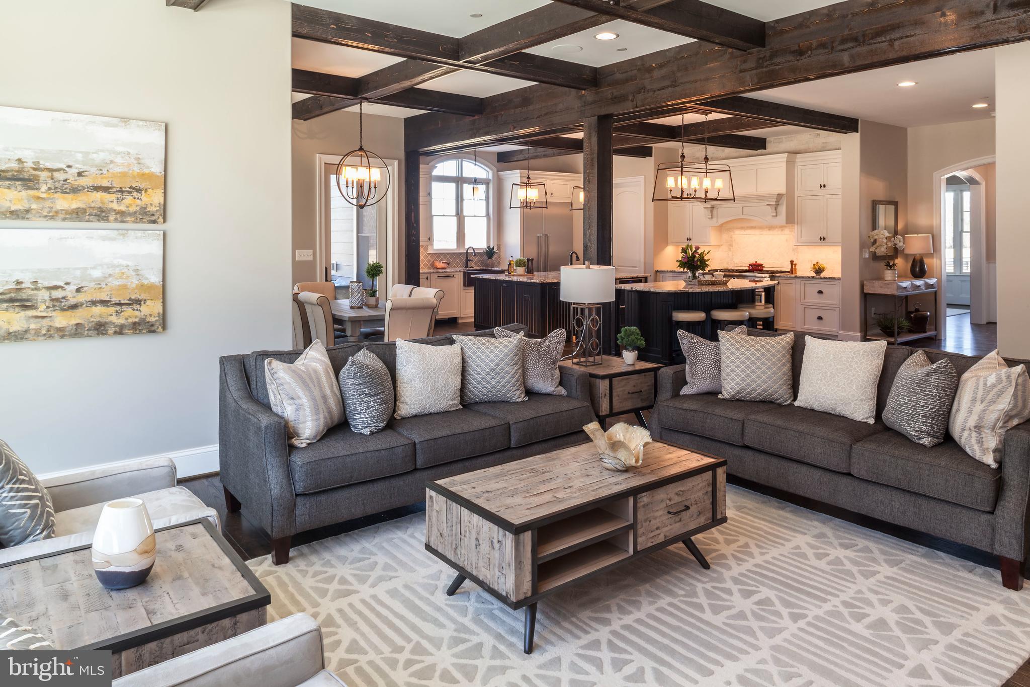 FULTON HILL - Residential