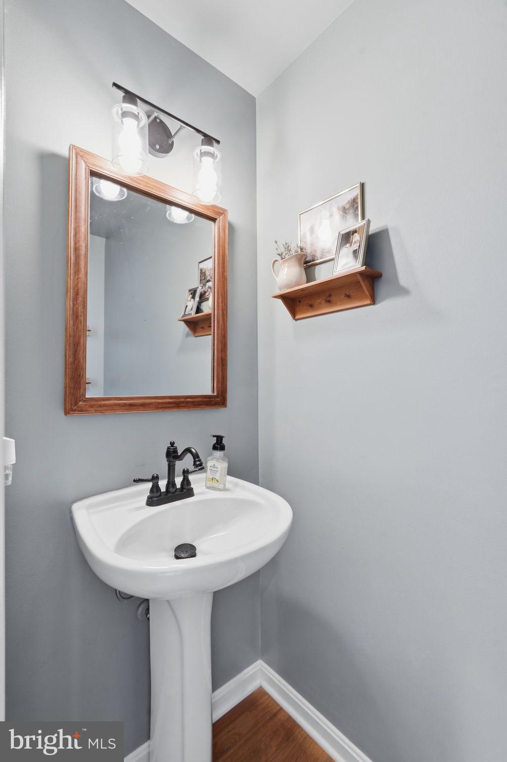STAFFORD LAKES - Residential