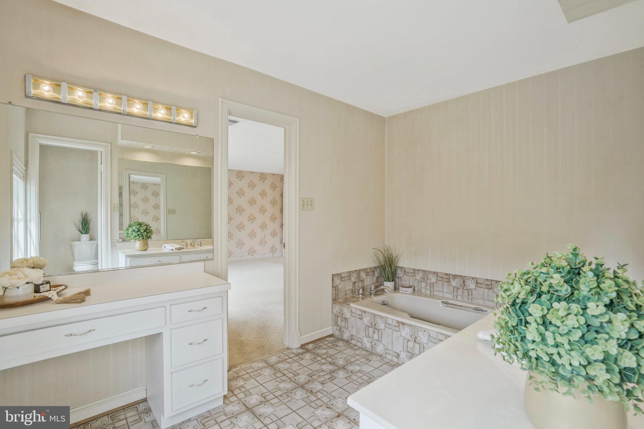 EVERMAY - Residential