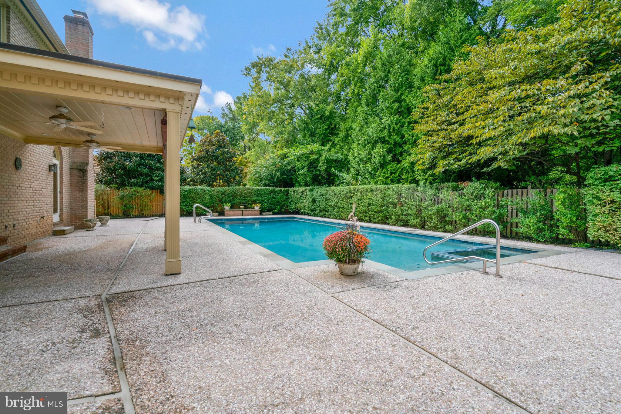 EVERMAY - Residential