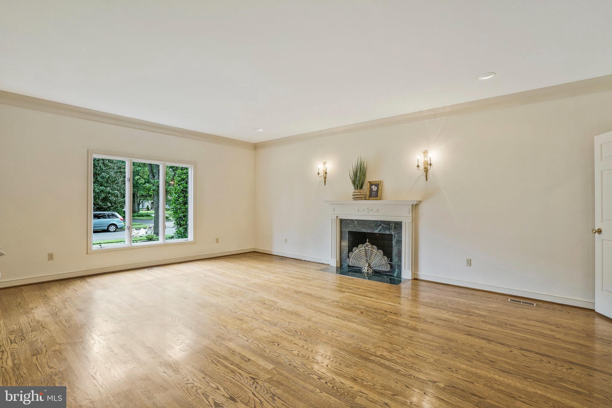 EVERMAY - Residential