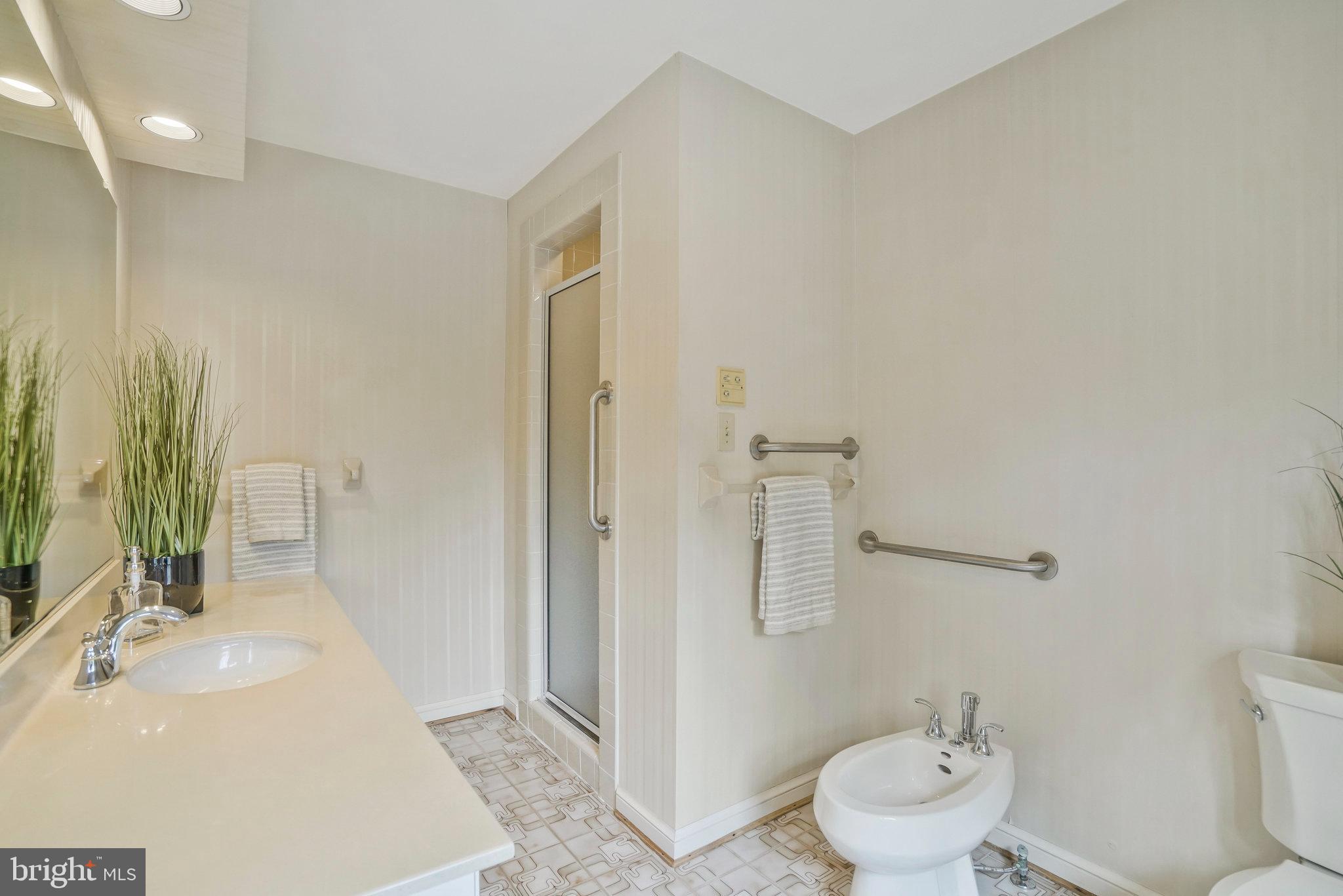 EVERMAY - Residential