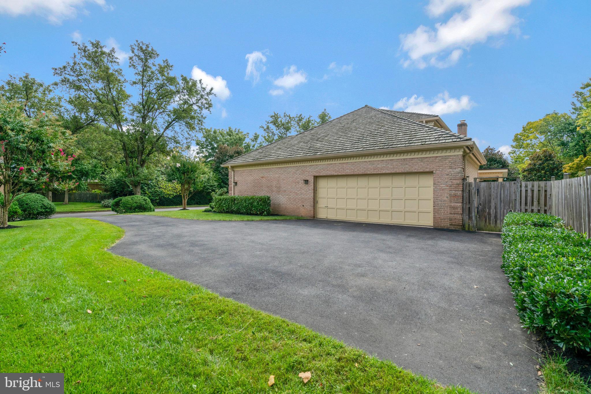 EVERMAY - Residential