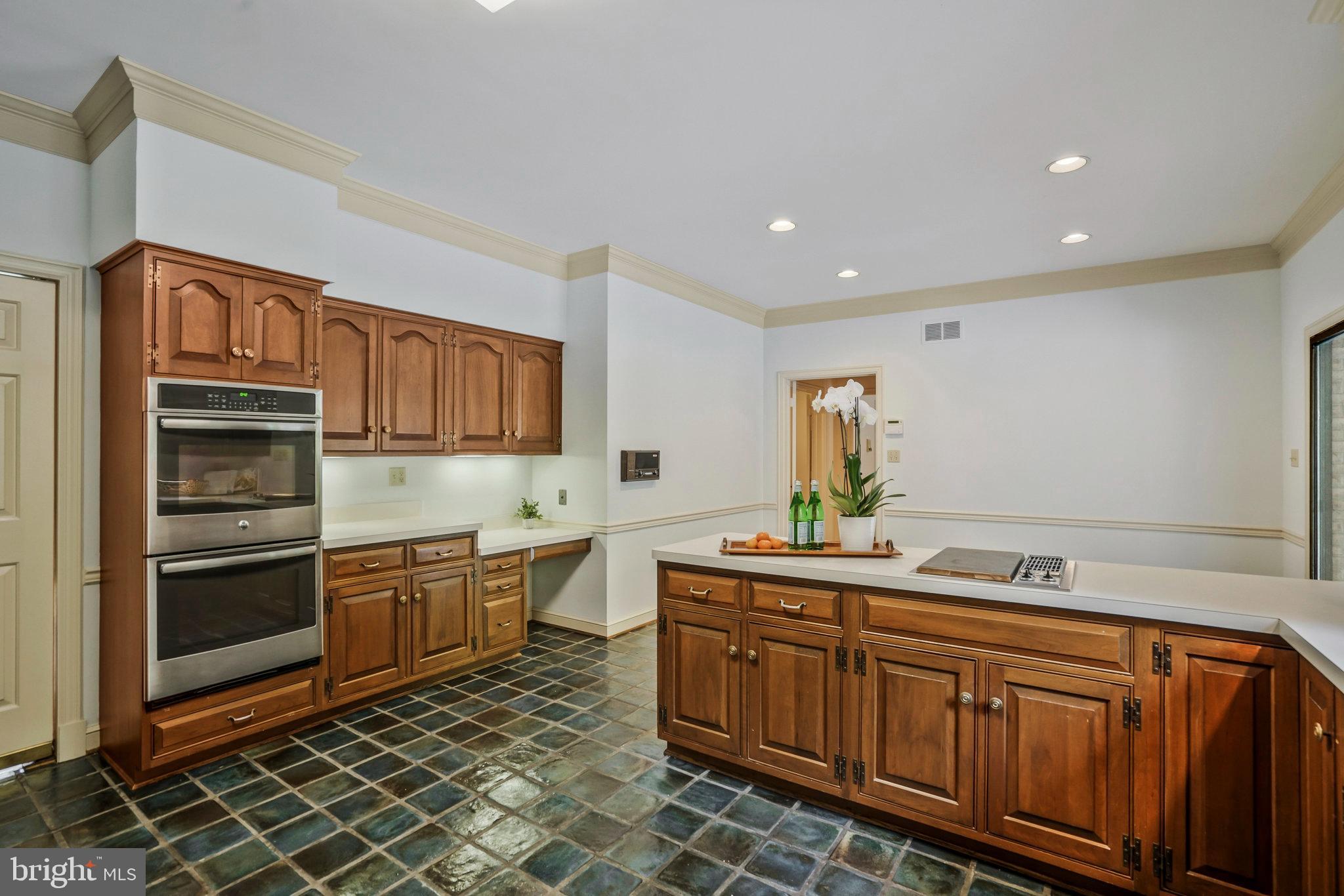 EVERMAY - Residential