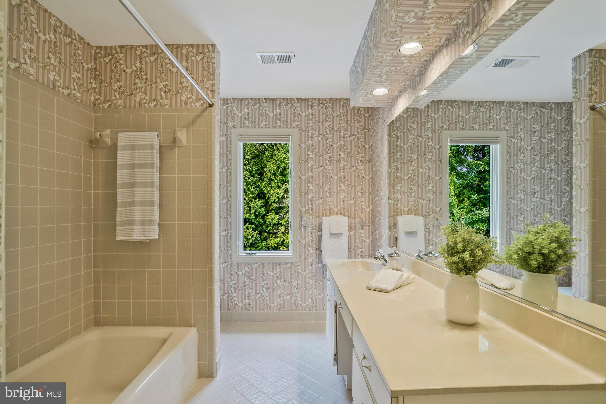 EVERMAY - Residential