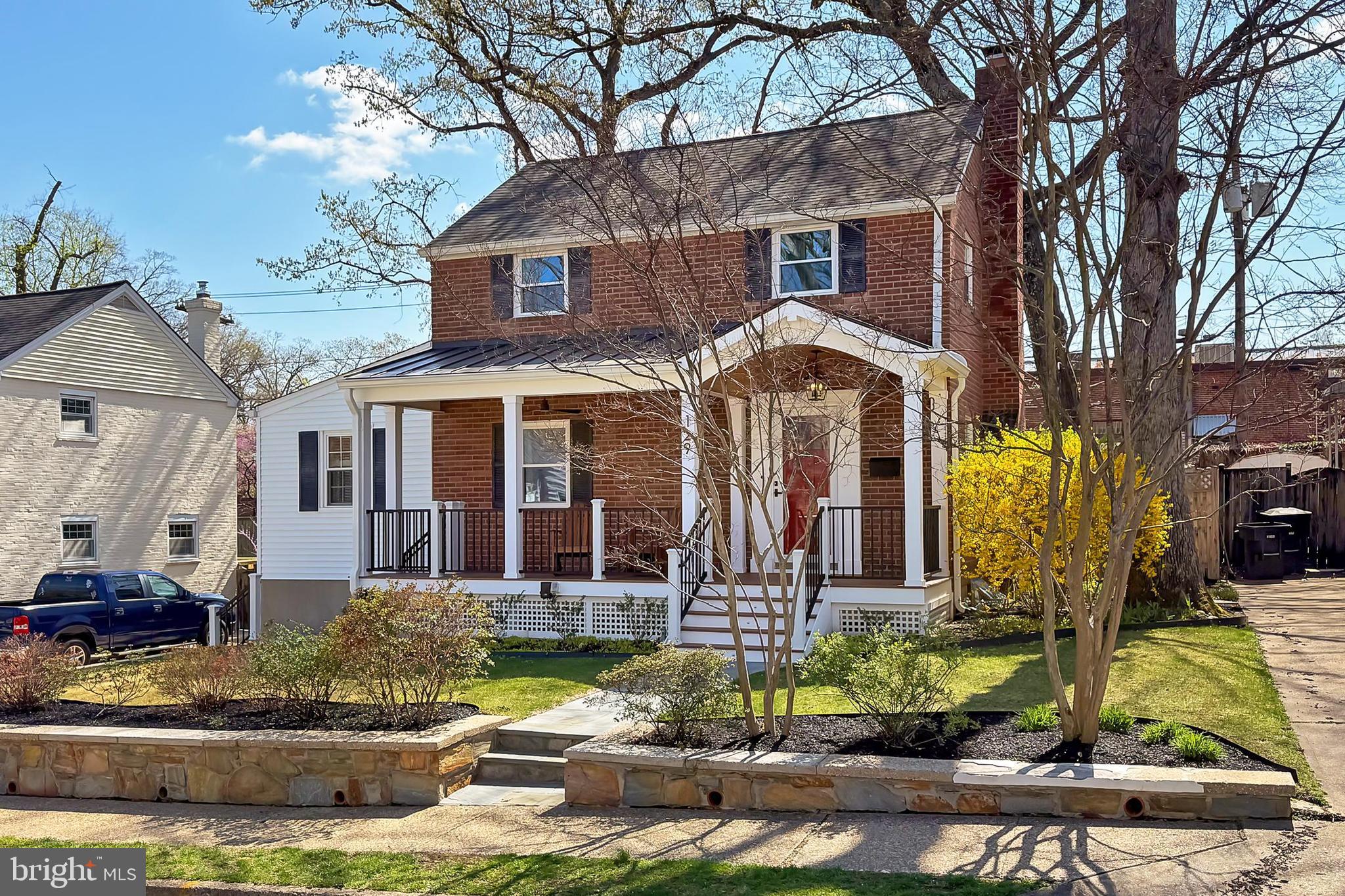 ARLINGTON FOREST - Residential