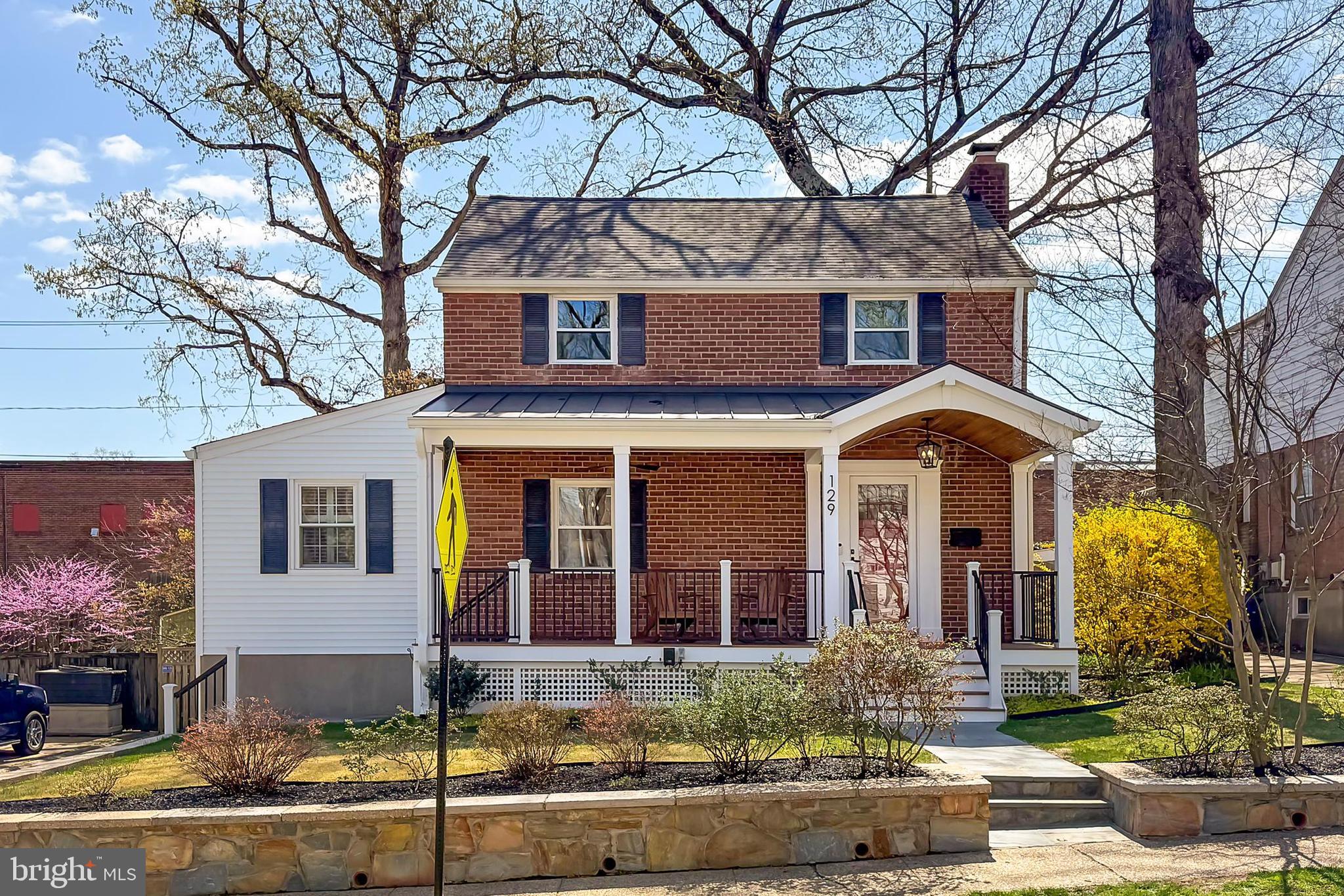 ARLINGTON FOREST - Residential