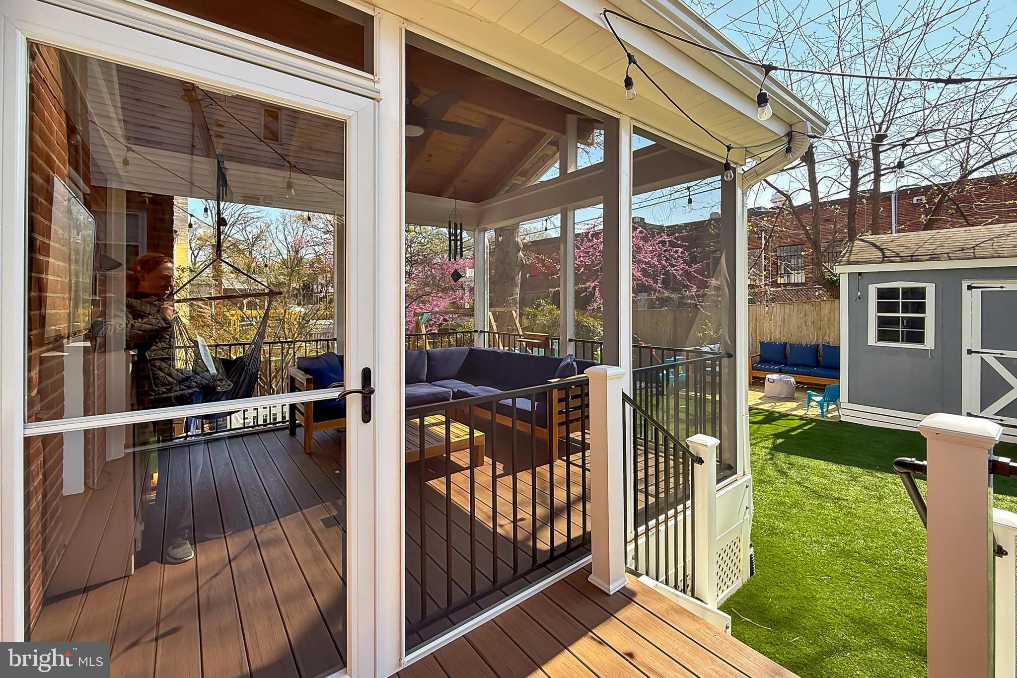 ARLINGTON FOREST - Residential