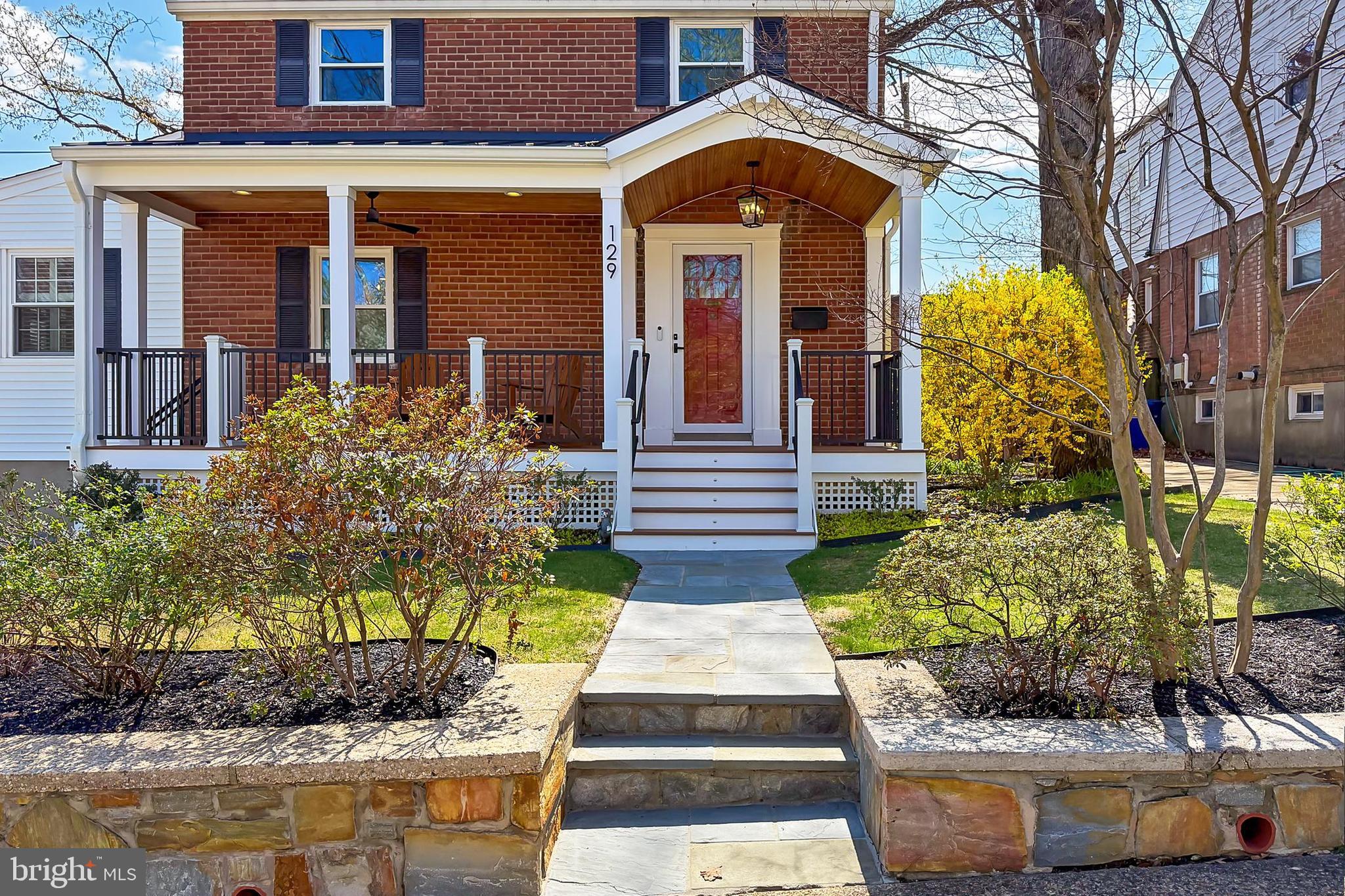 ARLINGTON FOREST - Residential