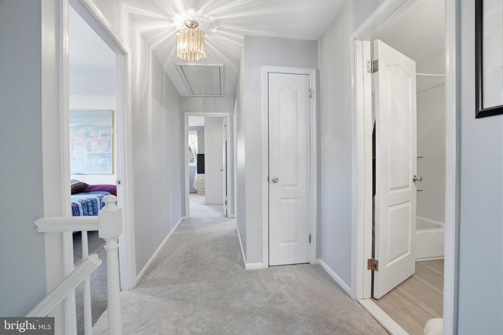 HAMPTON ESTS - Residential