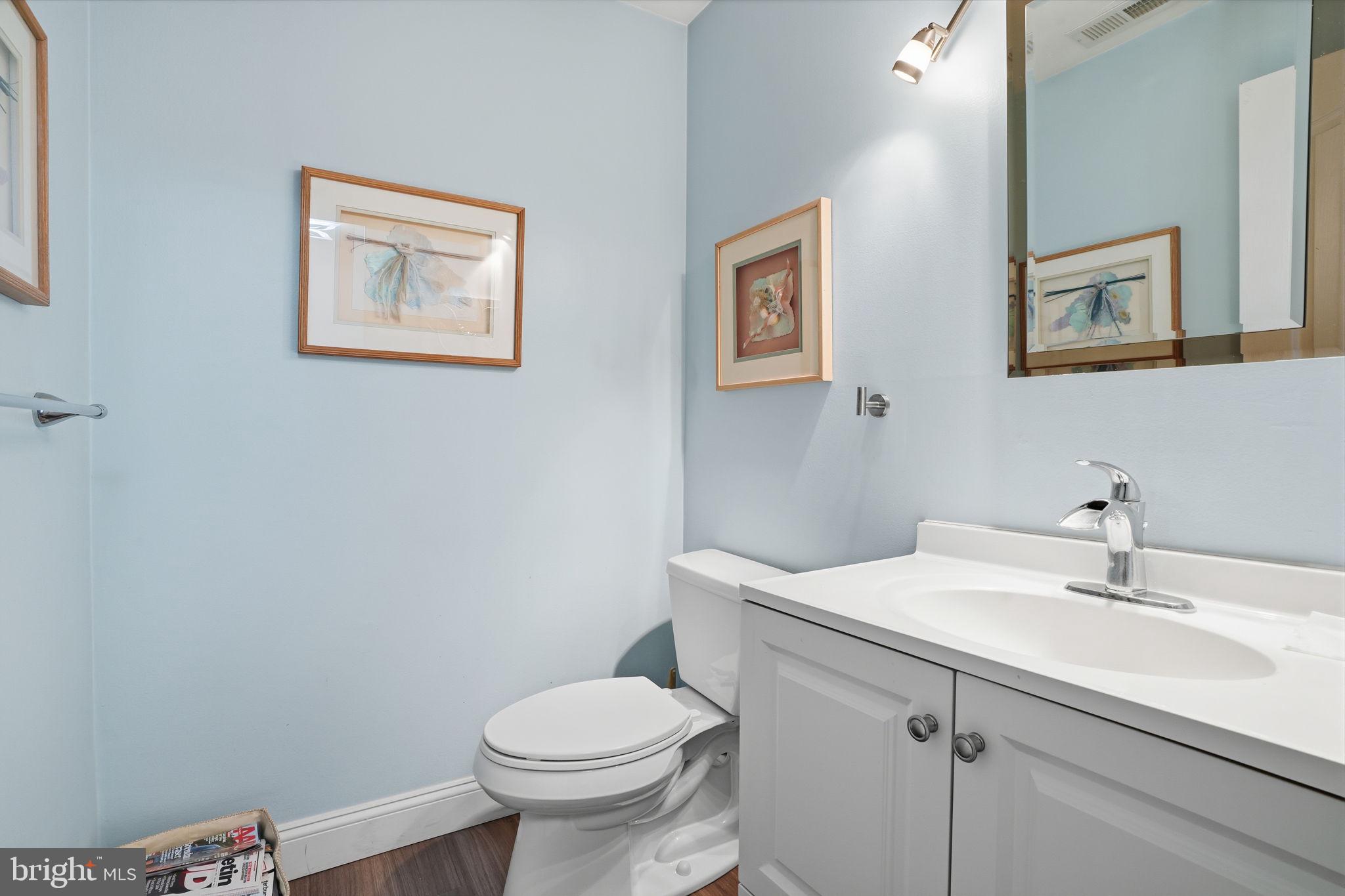 HAMPTON ESTS - Residential