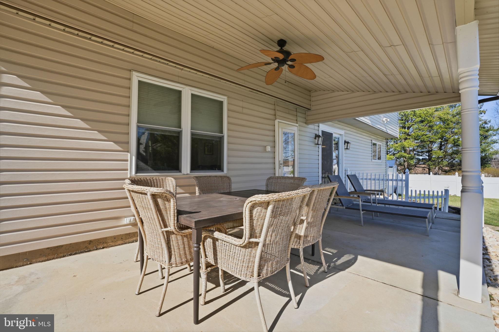 HAMPTON ESTS - Residential