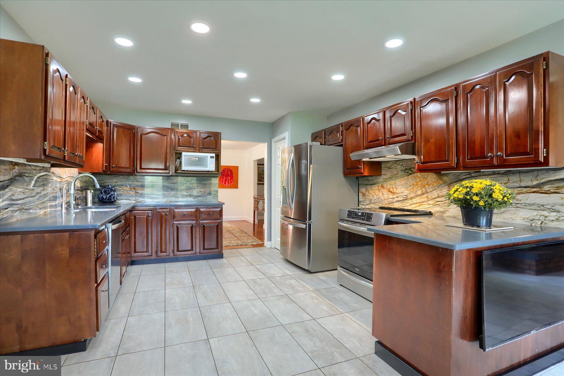 3049 NICODEMUS ROAD