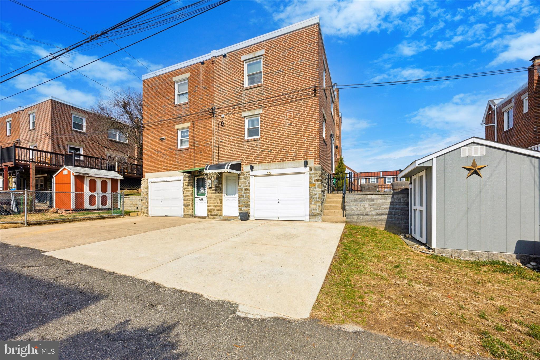 WISSAHICKON HILLS - Residential