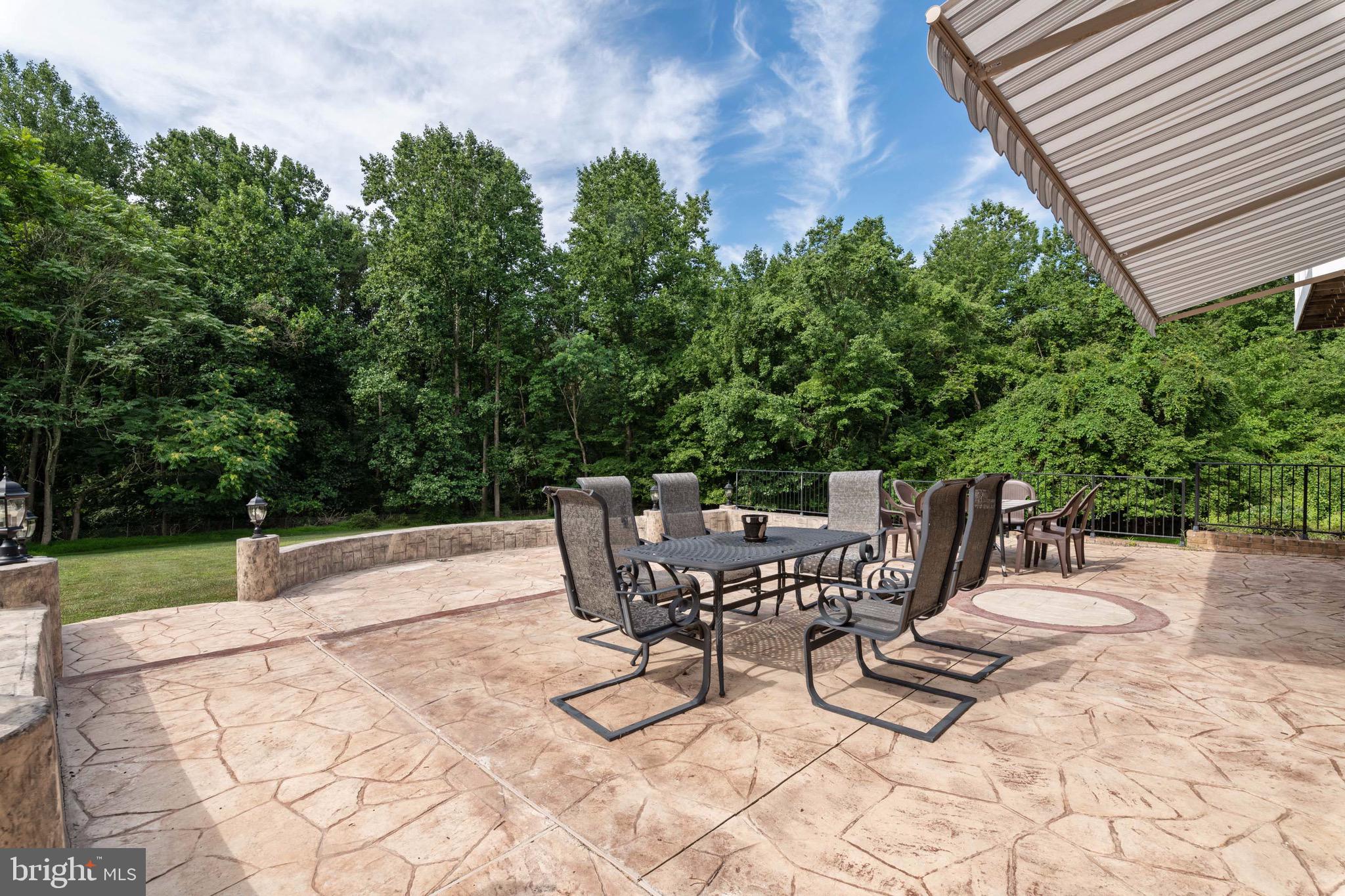 TIMBER HILL - Residential