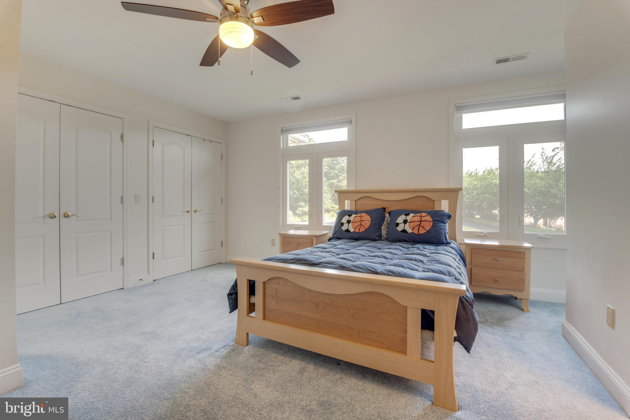 TIMBER HILL - Residential