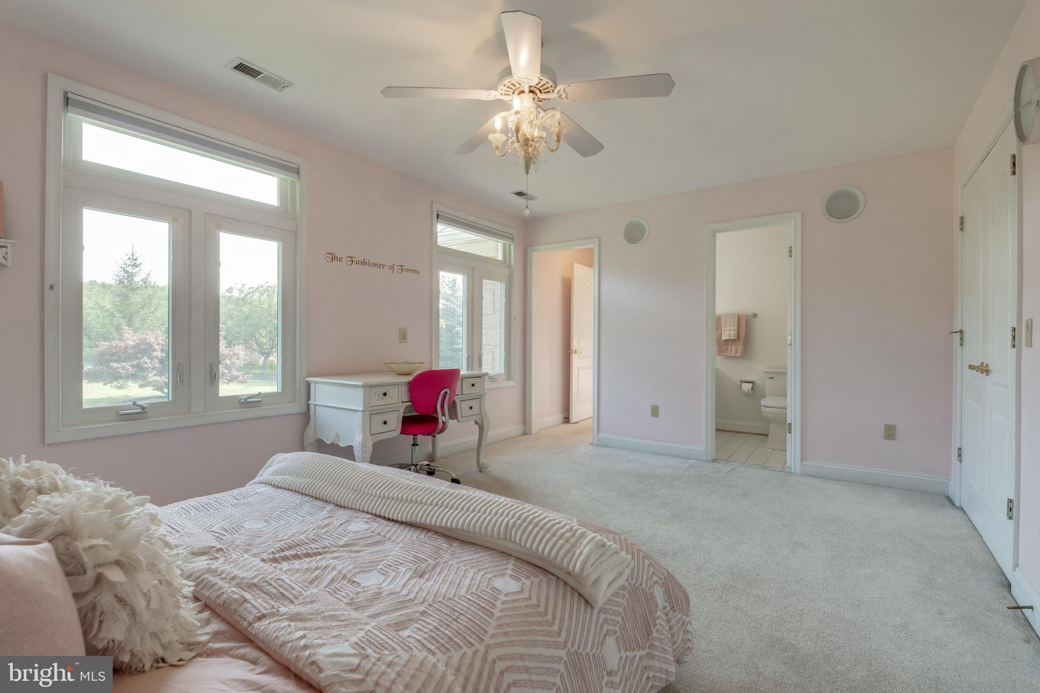 TIMBER HILL - Residential