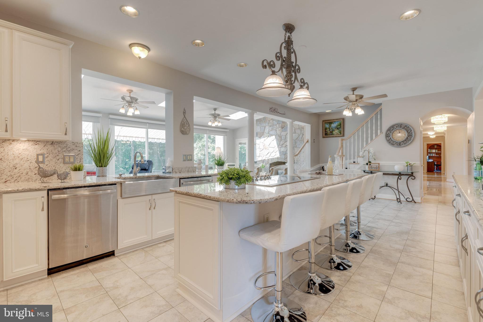 TIMBER HILL - Residential