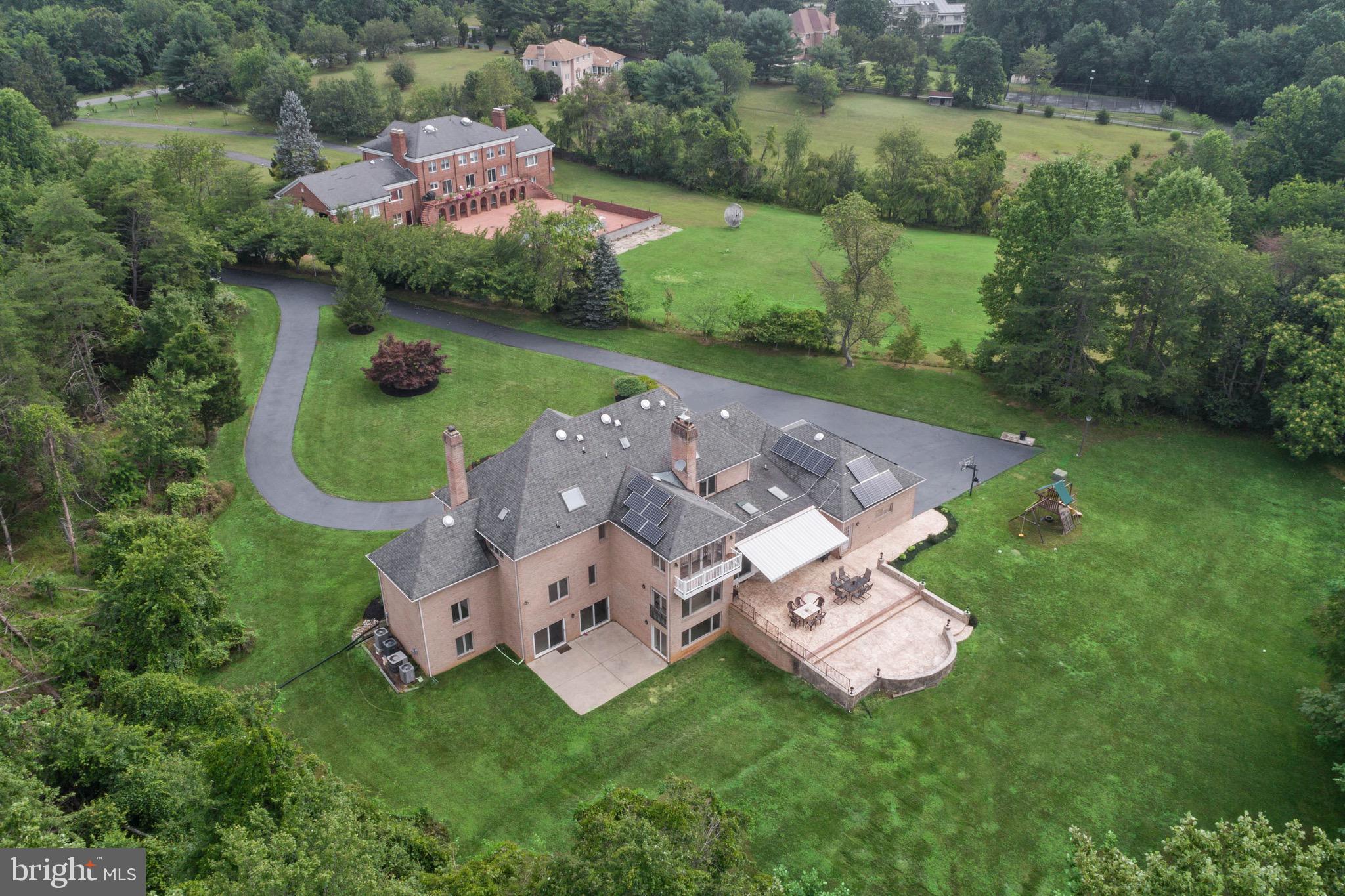 TIMBER HILL - Residential