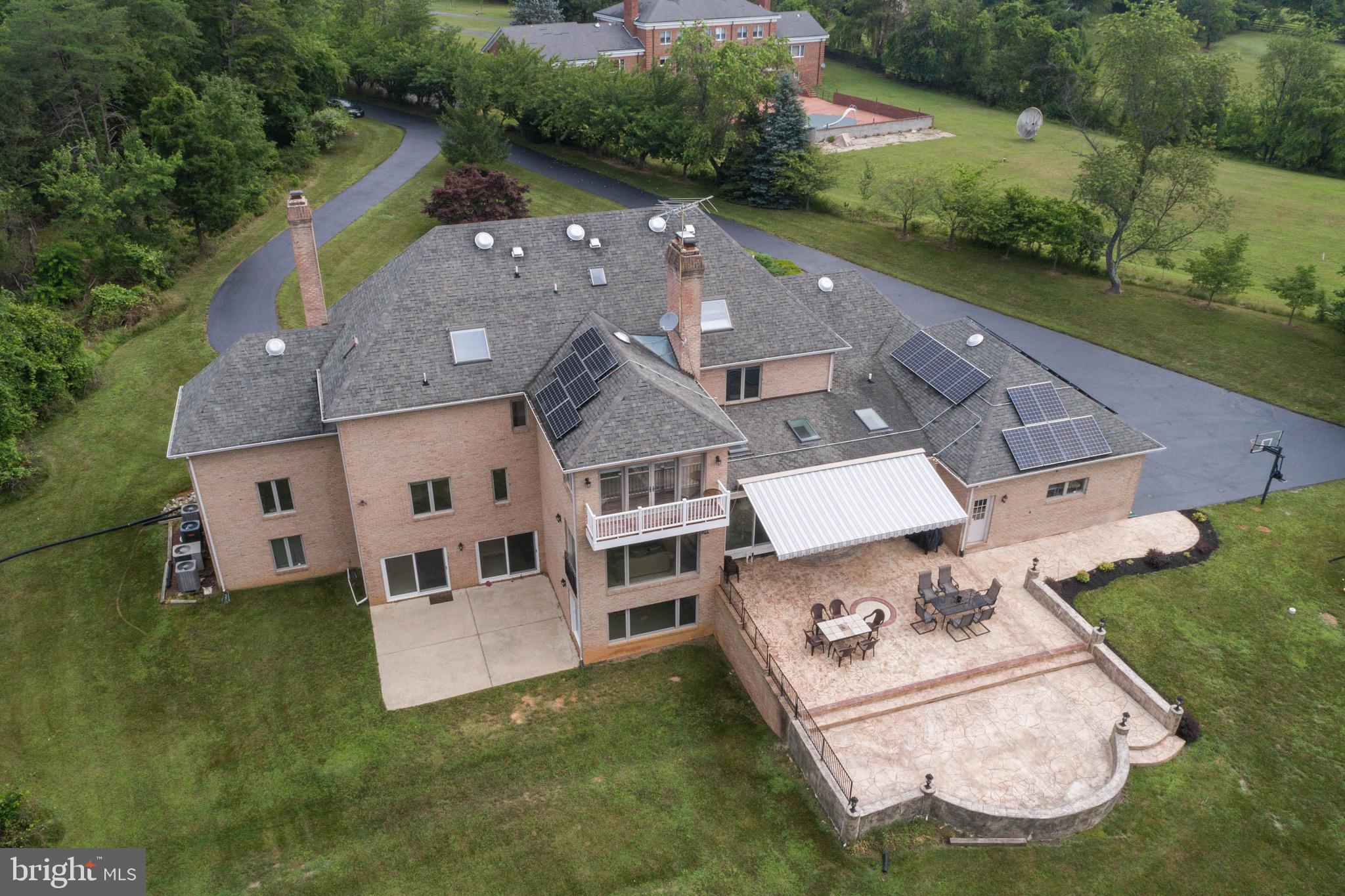 TIMBER HILL - Residential