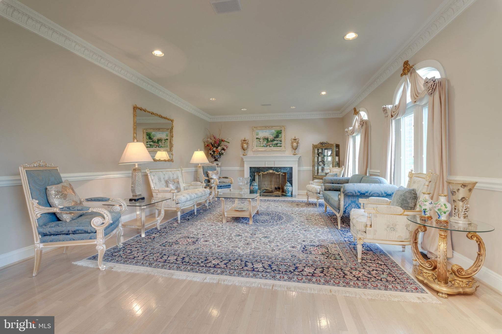 TIMBER HILL - Residential