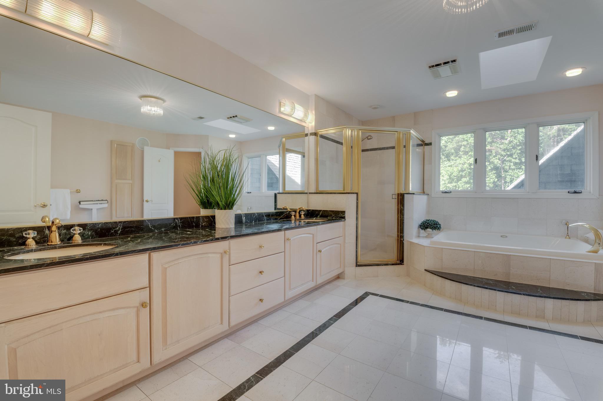 TIMBER HILL - Residential