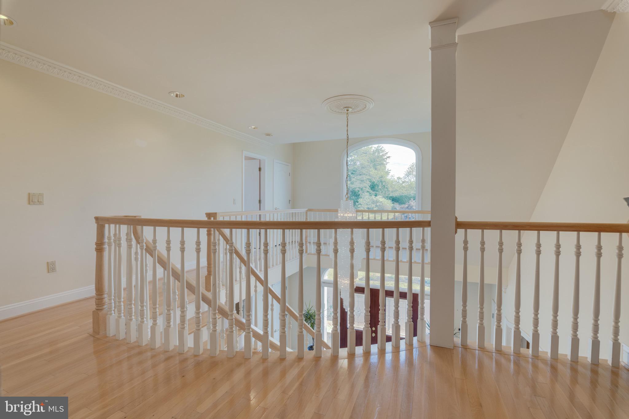 TIMBER HILL - Residential