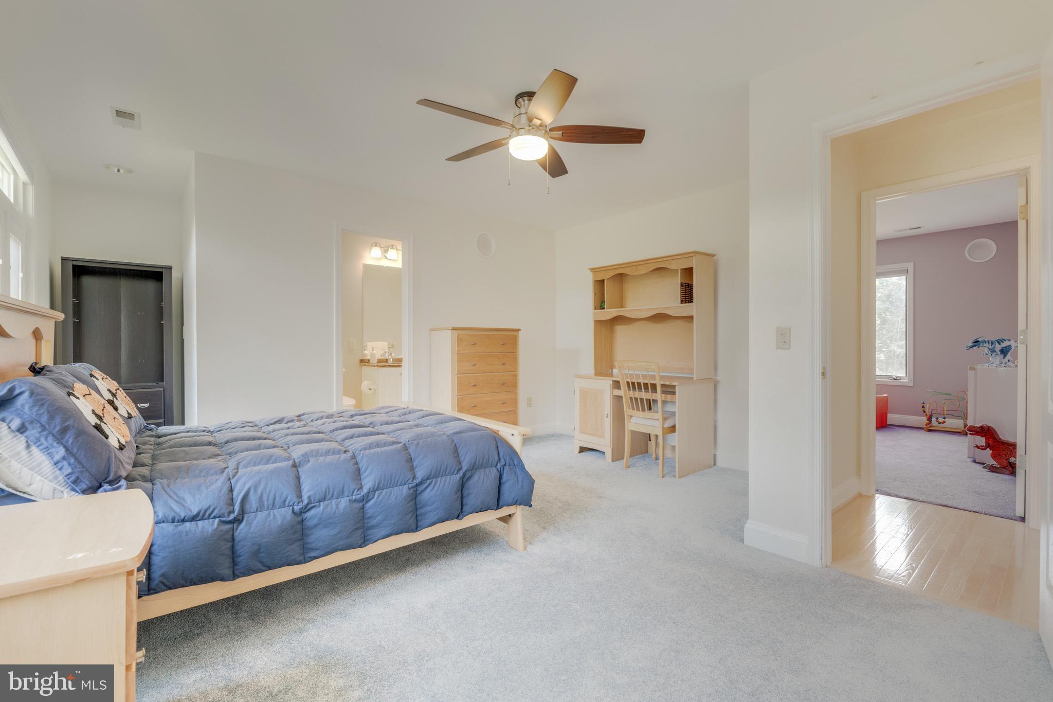 TIMBER HILL - Residential