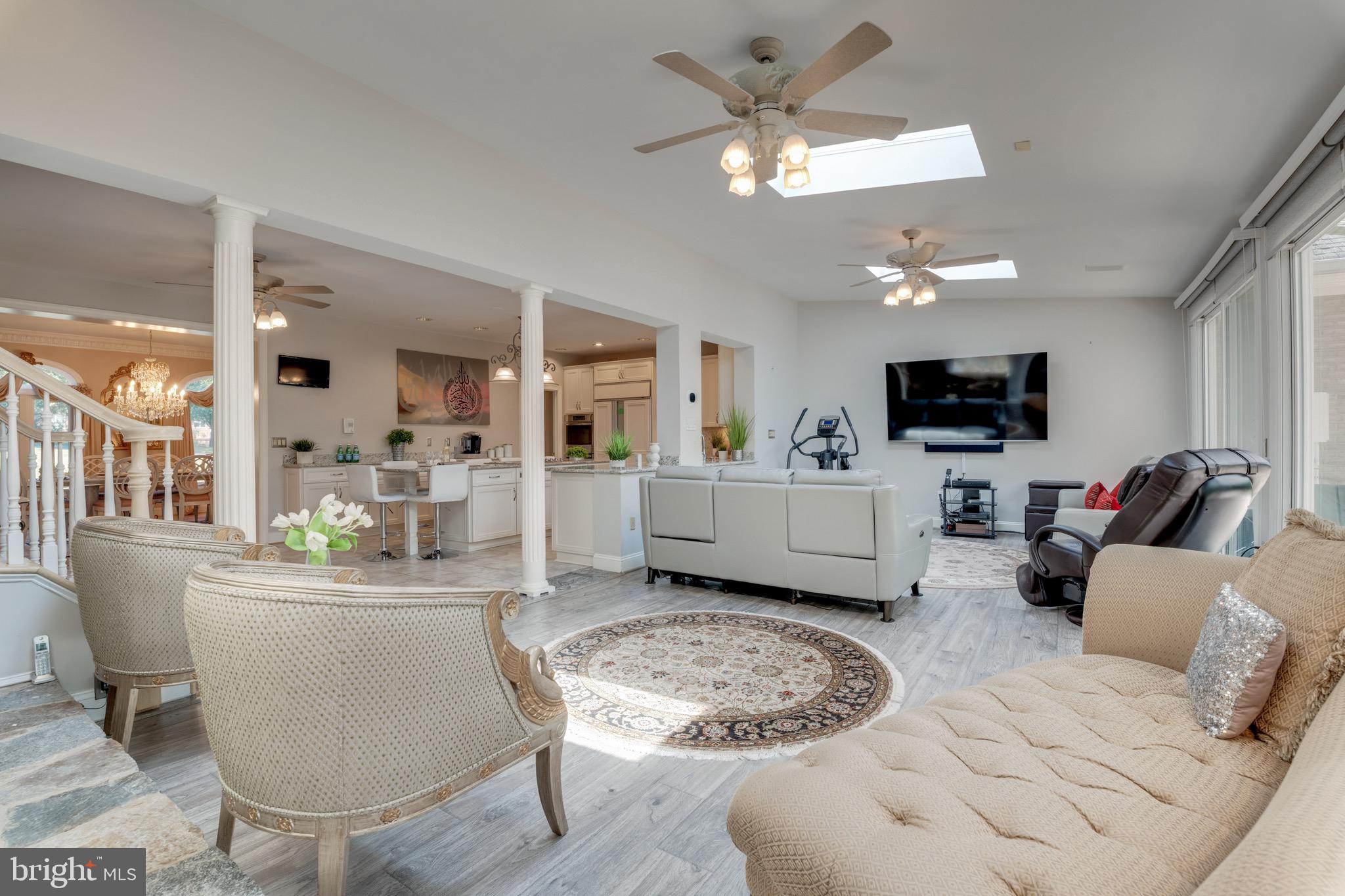 TIMBER HILL - Residential