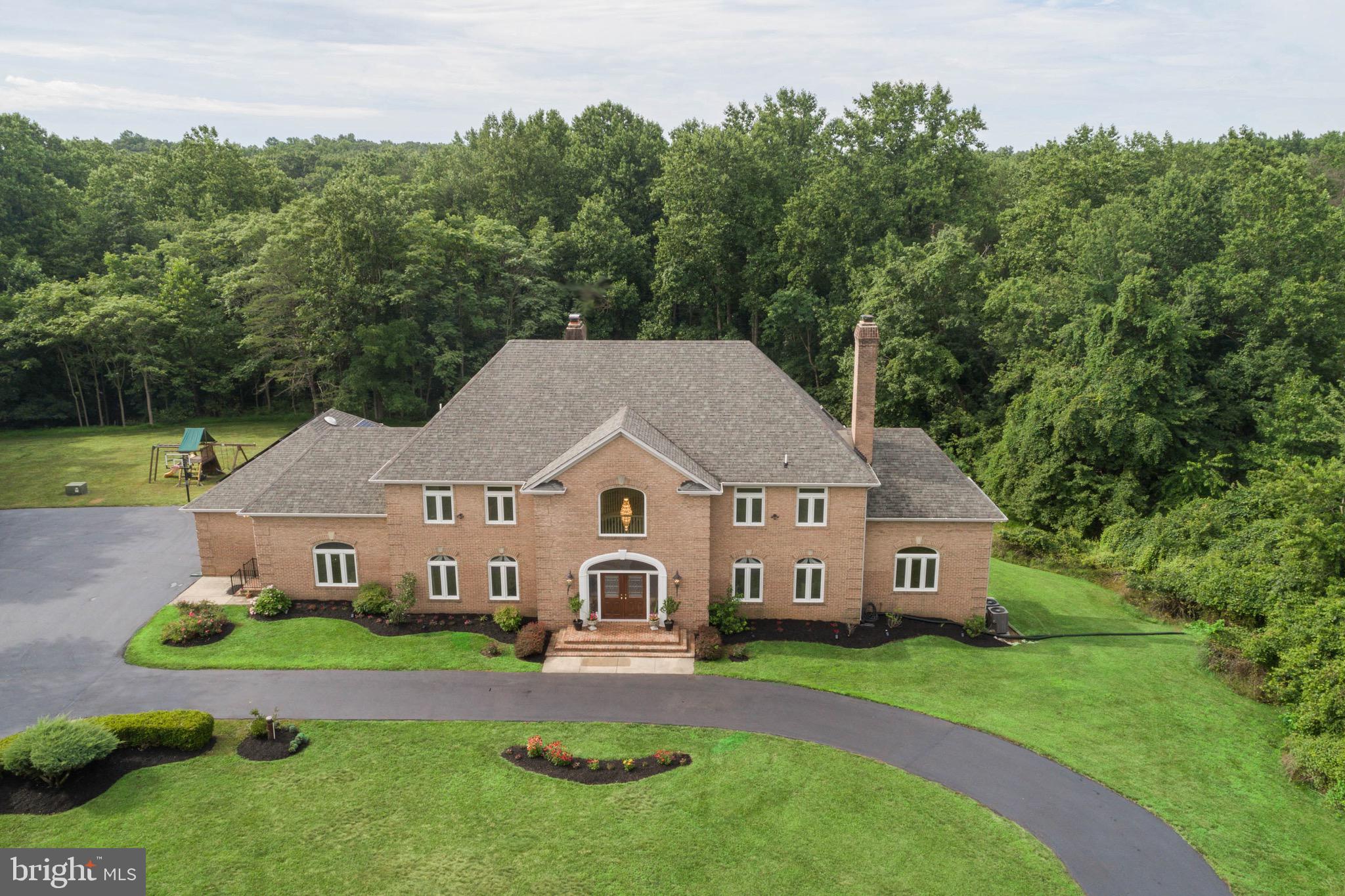 TIMBER HILL - Residential