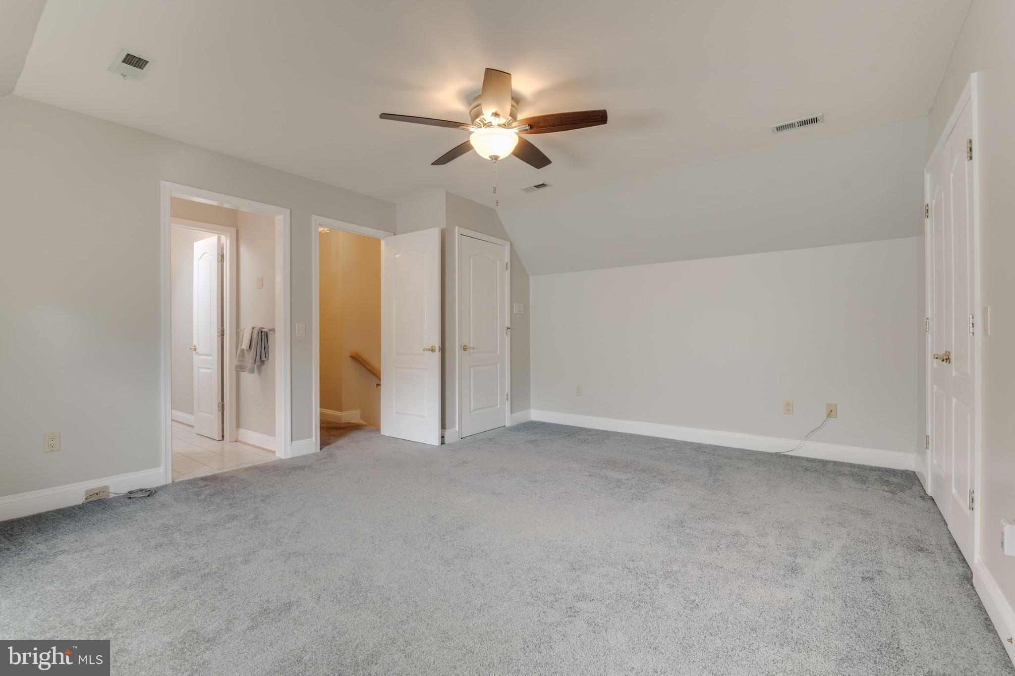 TIMBER HILL - Residential