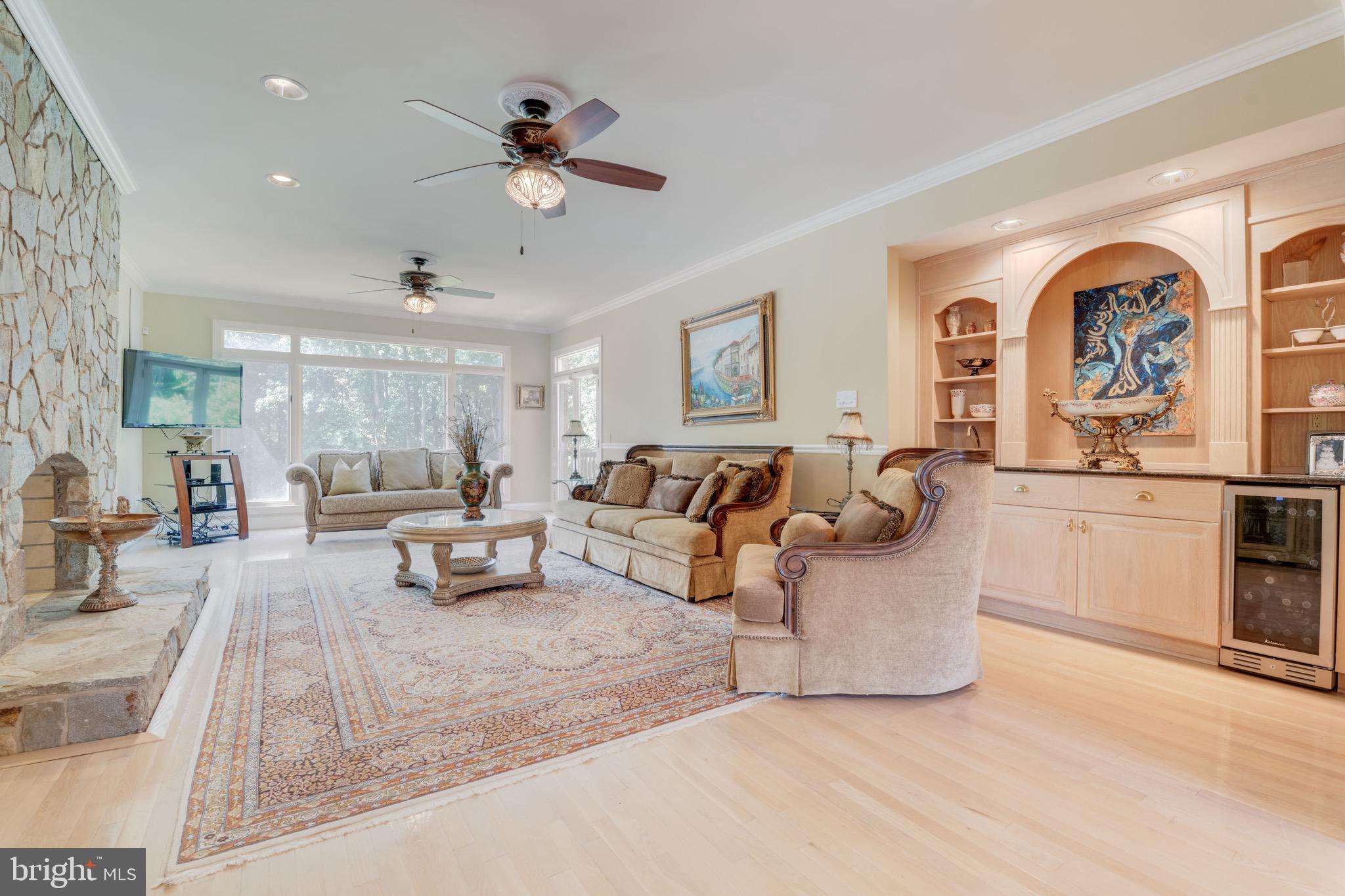 TIMBER HILL - Residential