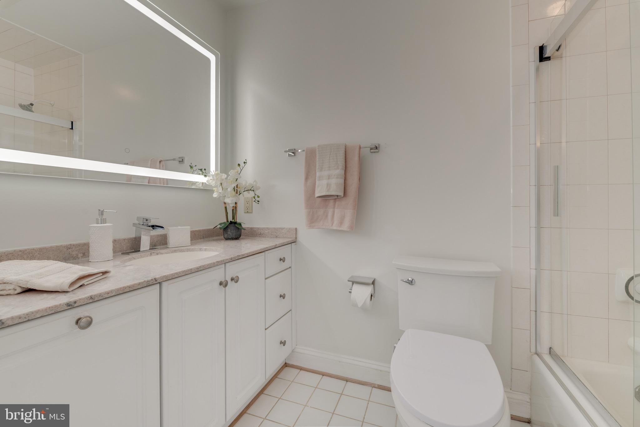 TIMBER HILL - Residential