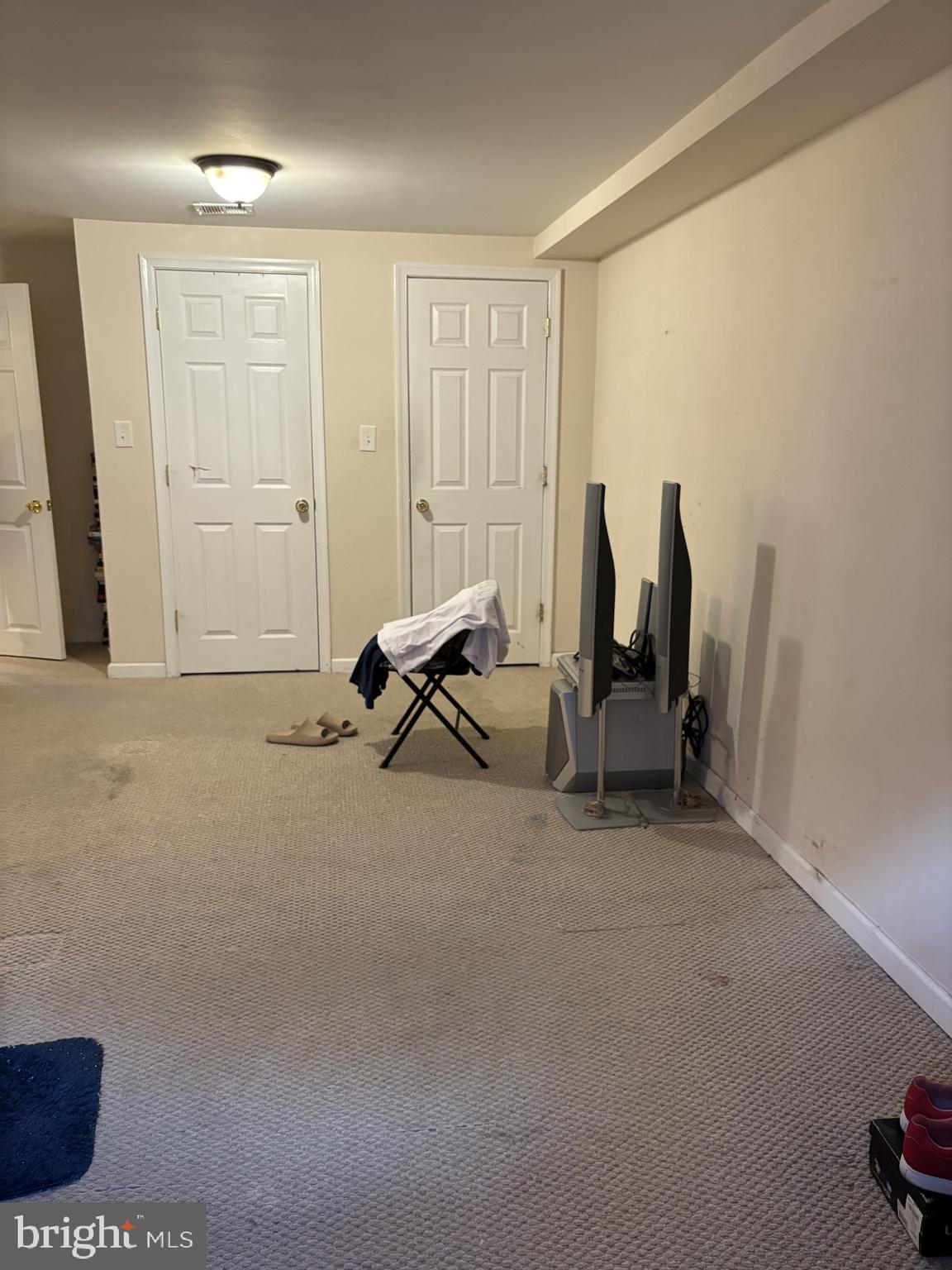 COLUMBIA PARK - Residential