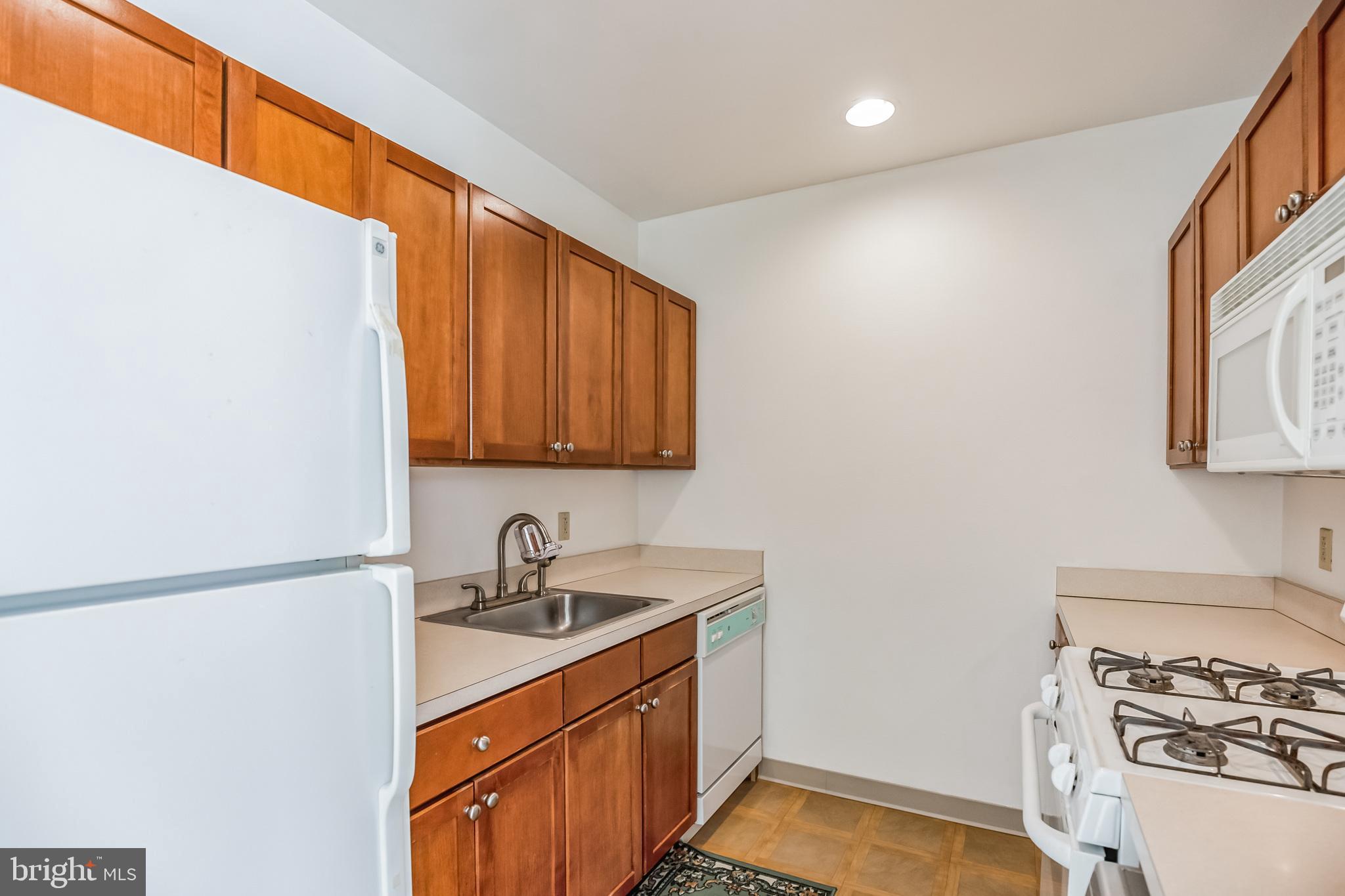 CHINATOWN - Residential