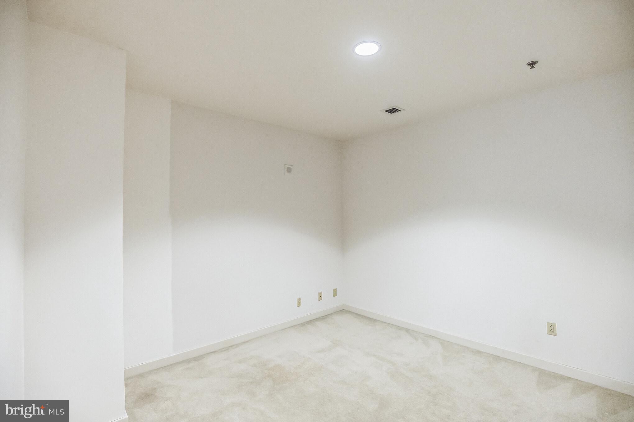 CHINATOWN - Residential