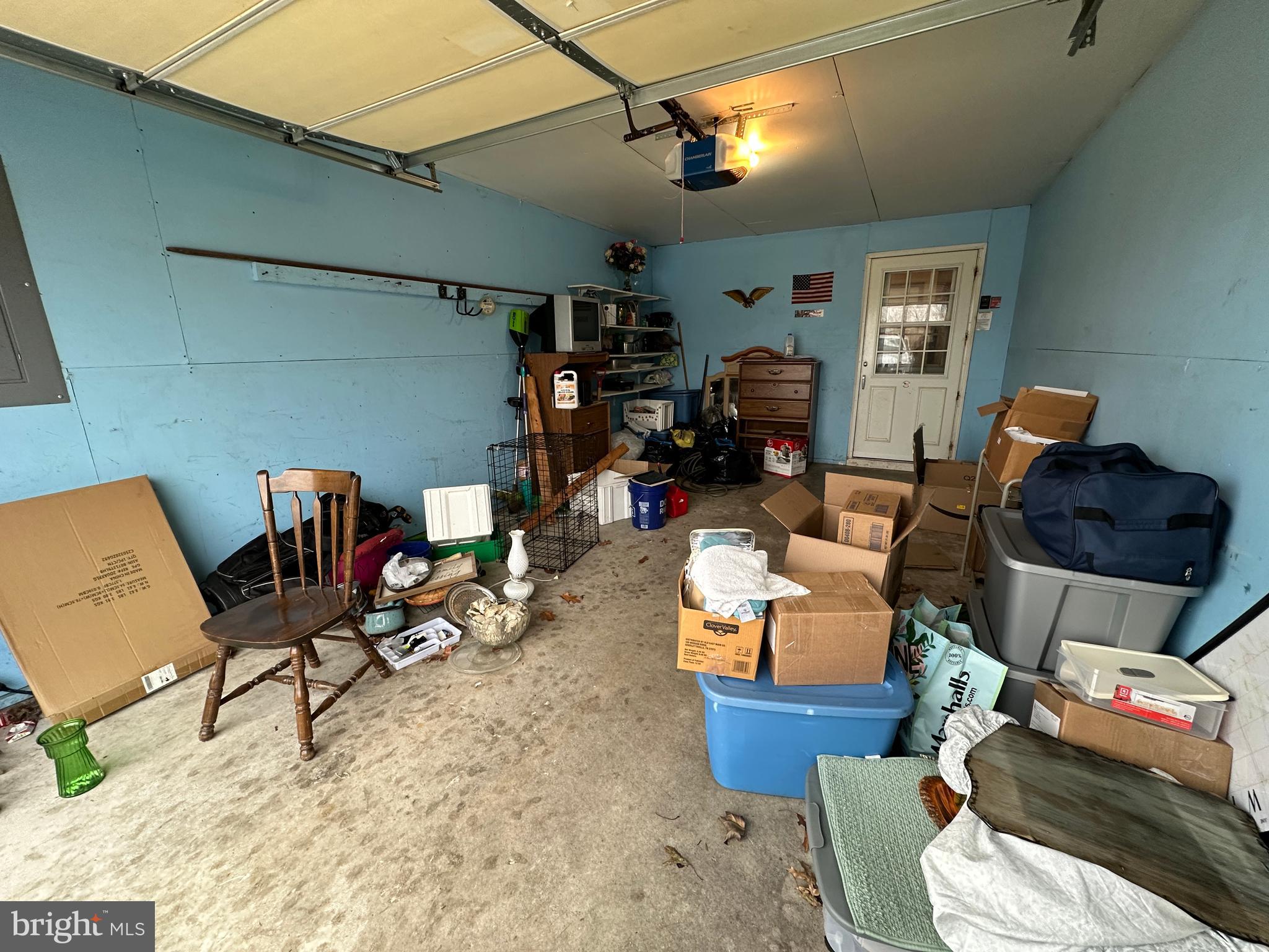 COLONIAL RIDGE - Residential