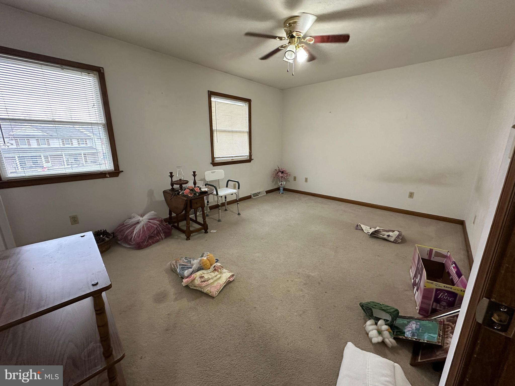 COLONIAL RIDGE - Residential