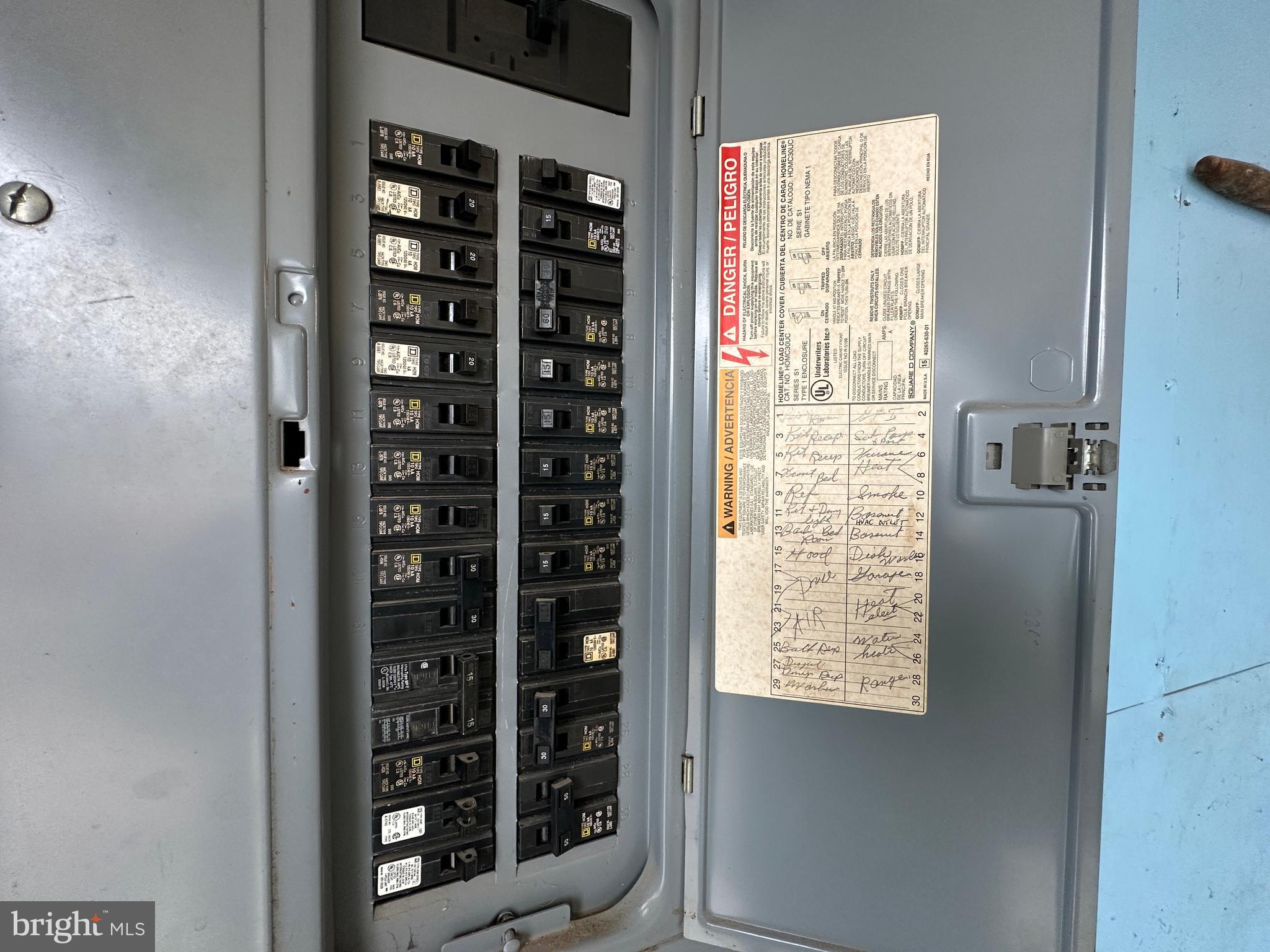 COLONIAL RIDGE - Residential