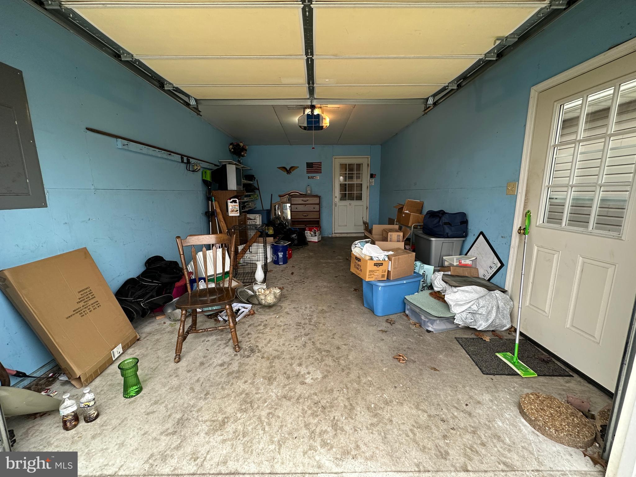 COLONIAL RIDGE - Residential