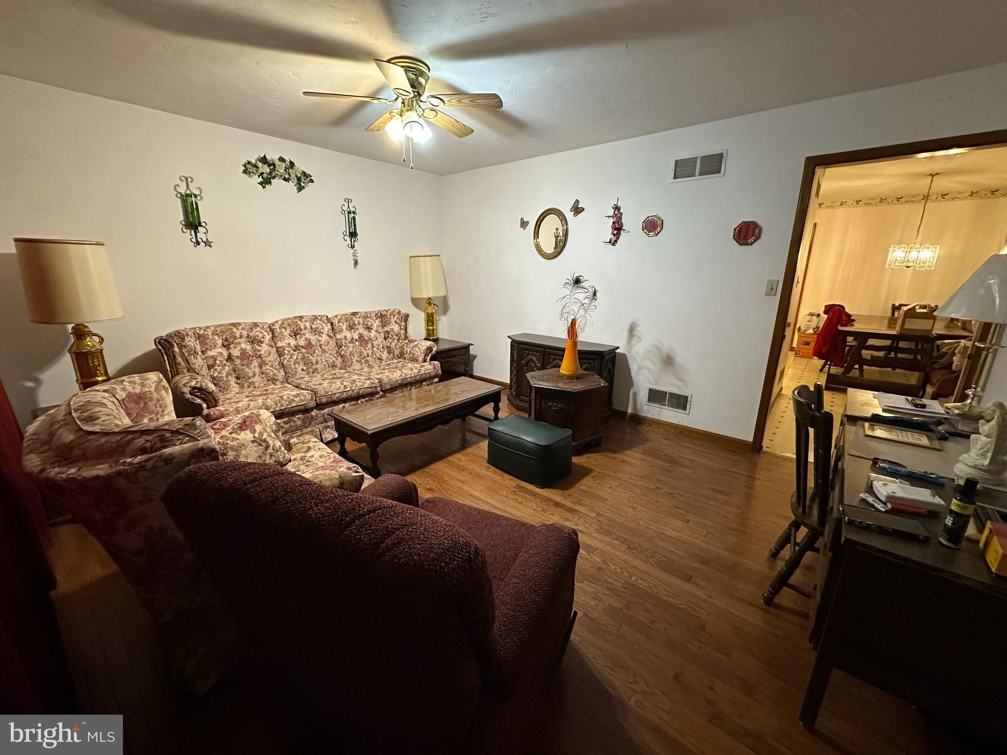 COLONIAL RIDGE - Residential