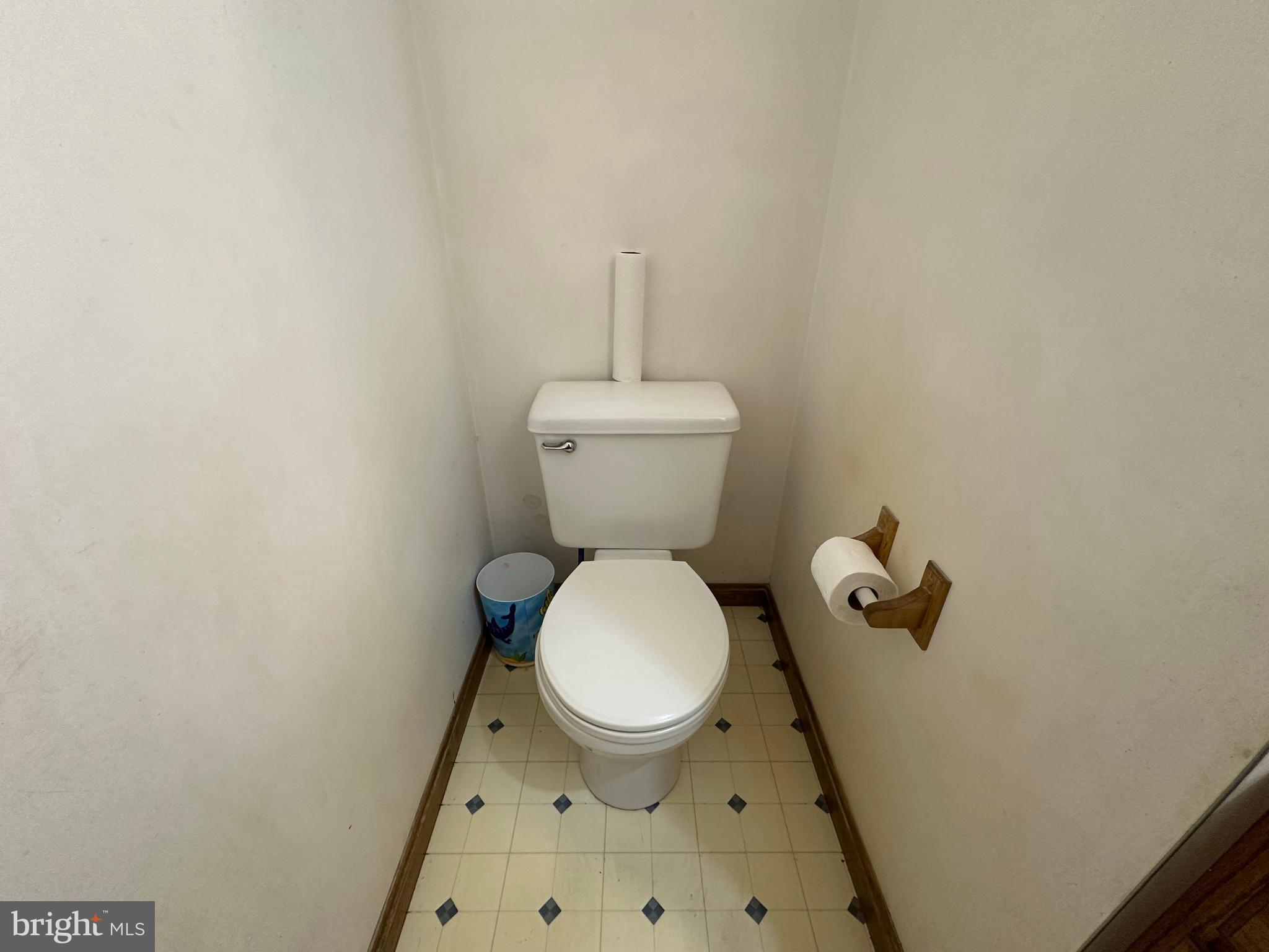 COLONIAL RIDGE - Residential