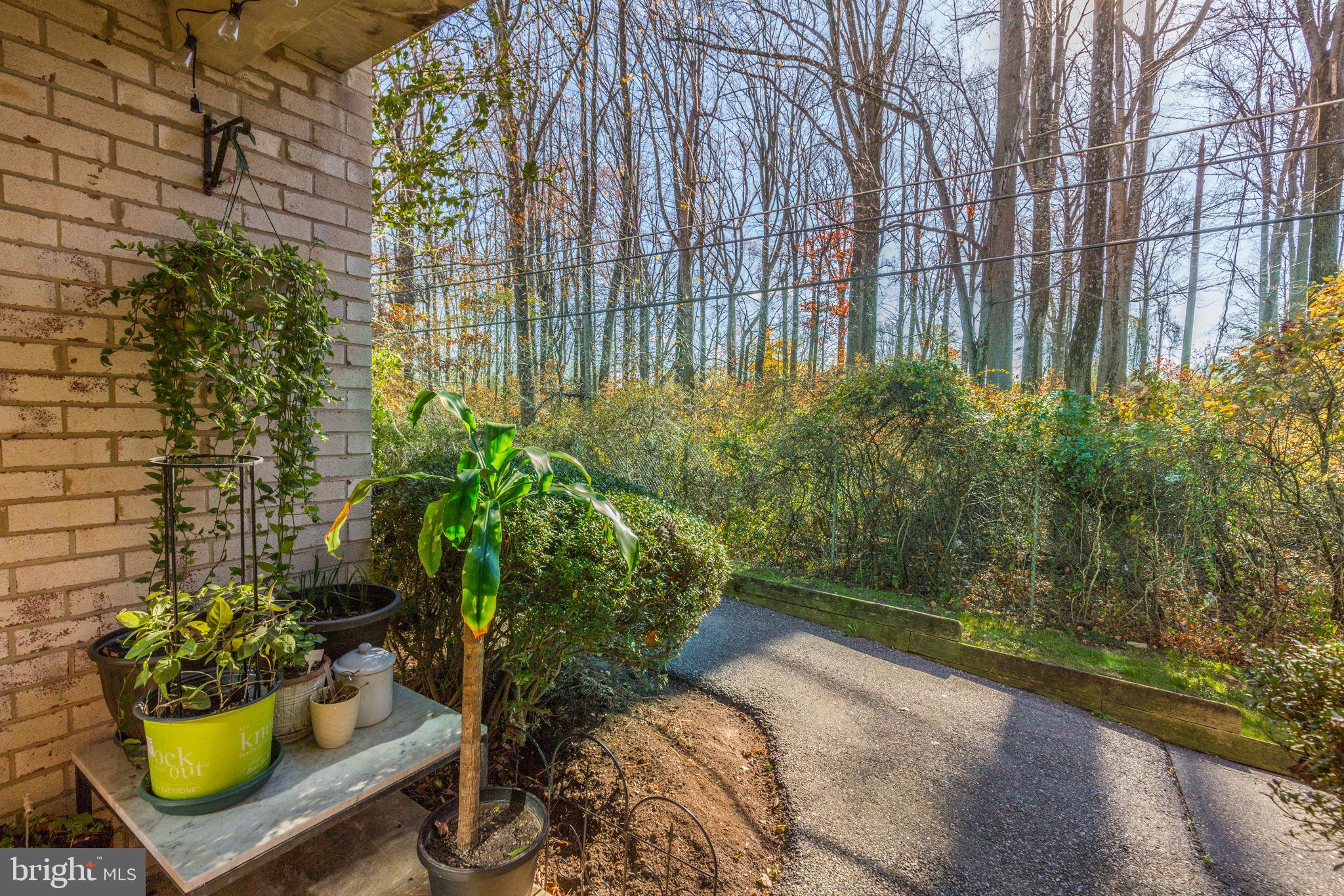 BETHESDA PARK - Residential