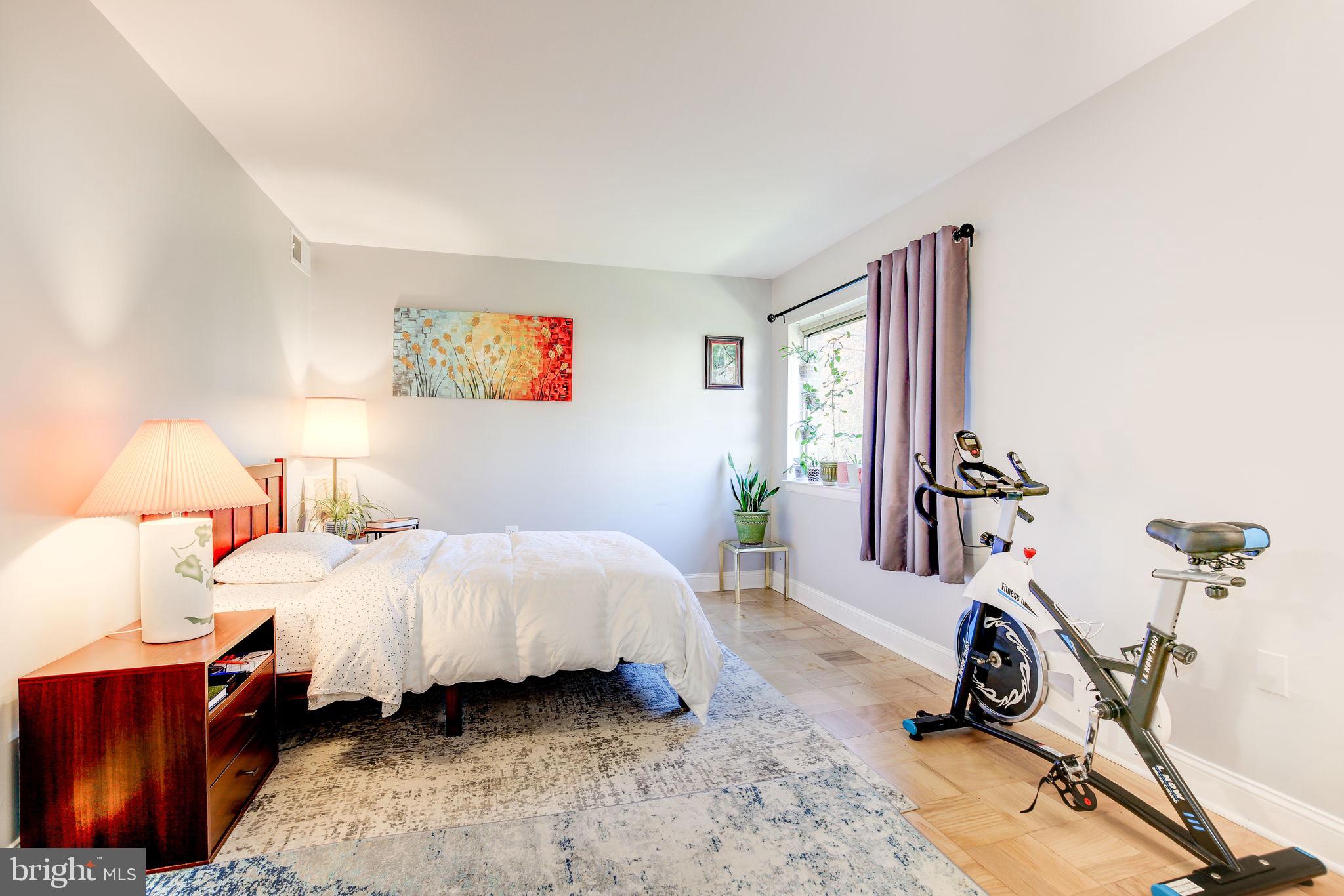 BETHESDA PARK - Residential