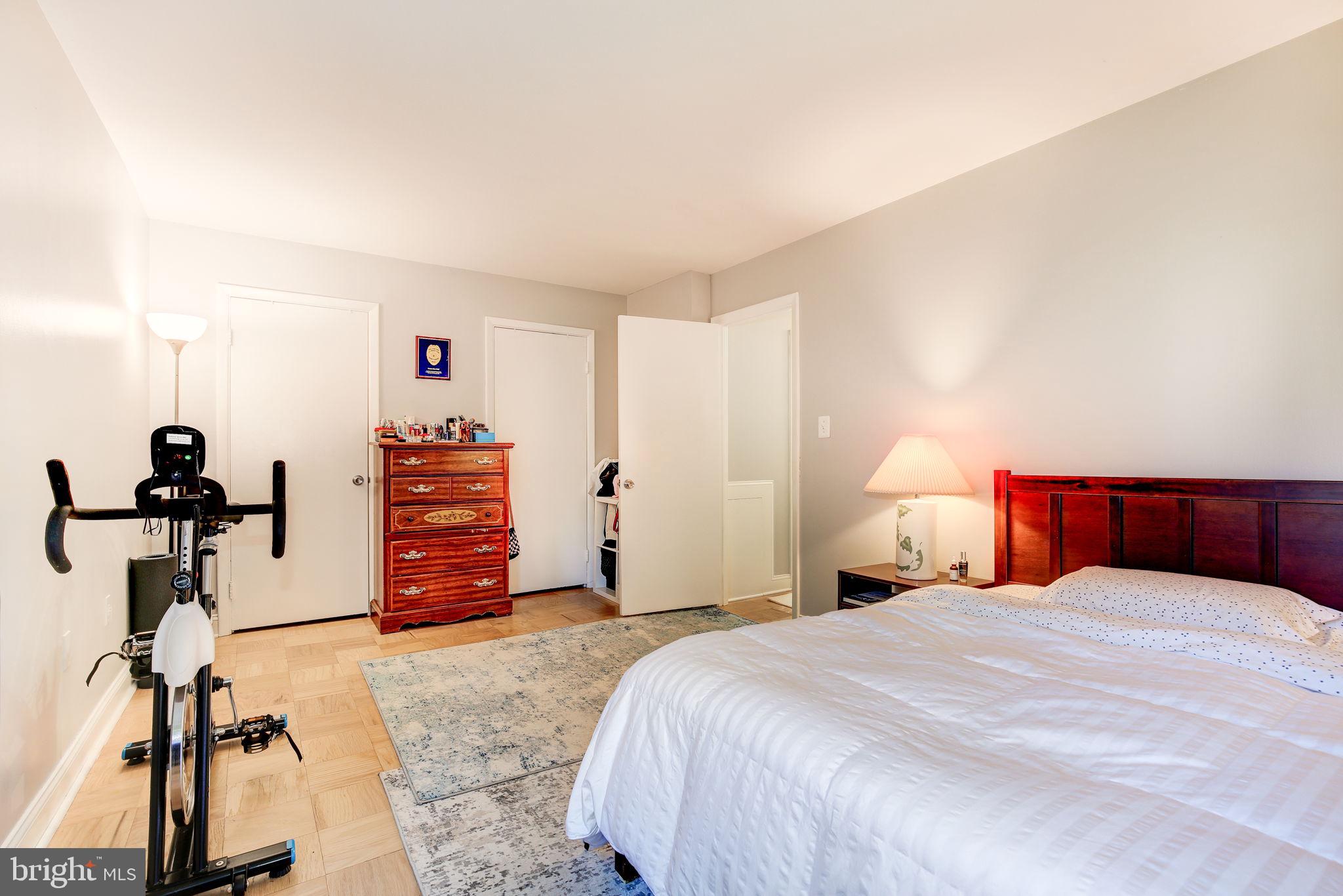 BETHESDA PARK - Residential